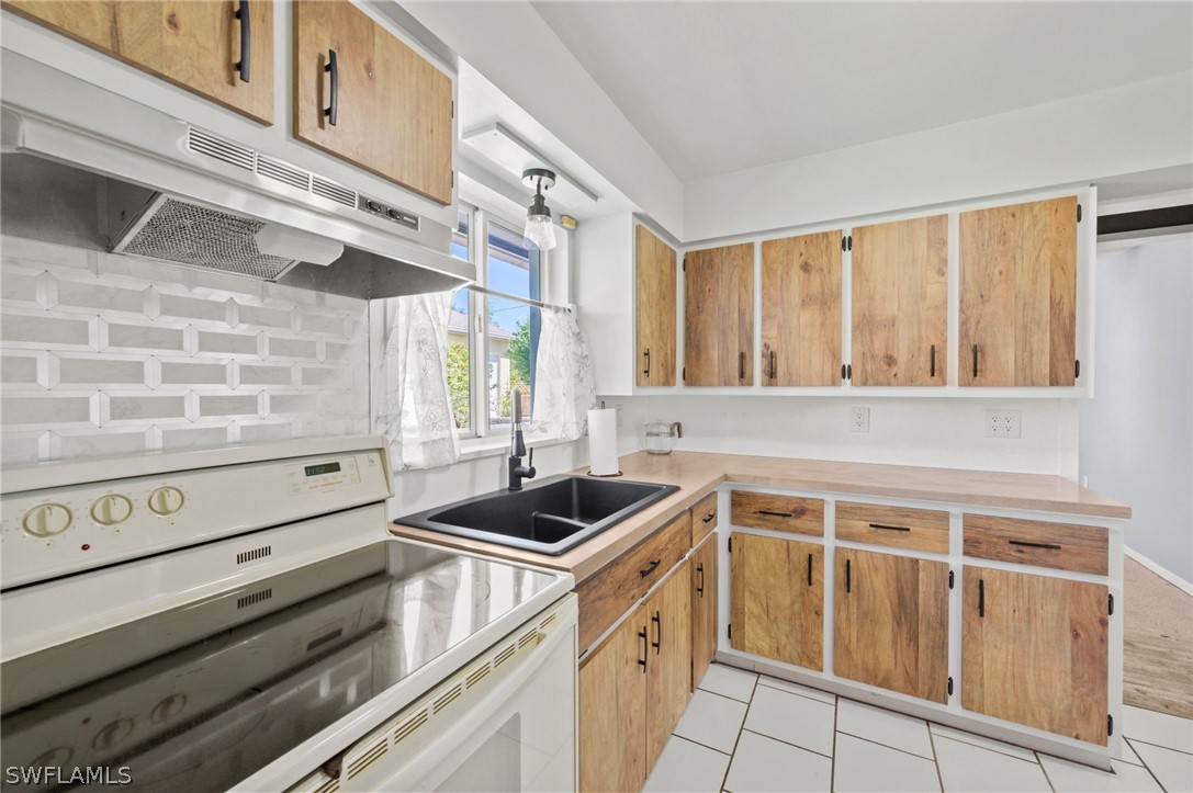 354 Park Lane DR