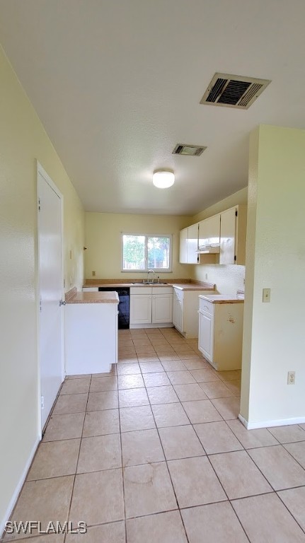4049 N Edgewater CIR