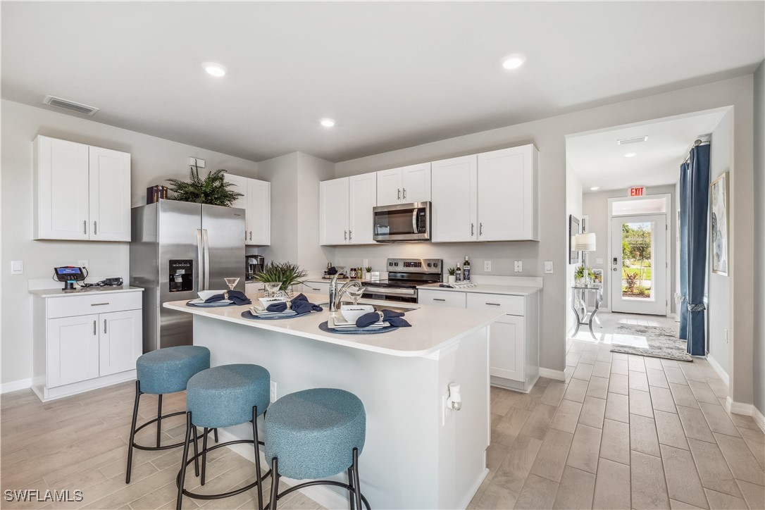 11174 SUNSET PRESERVE DR