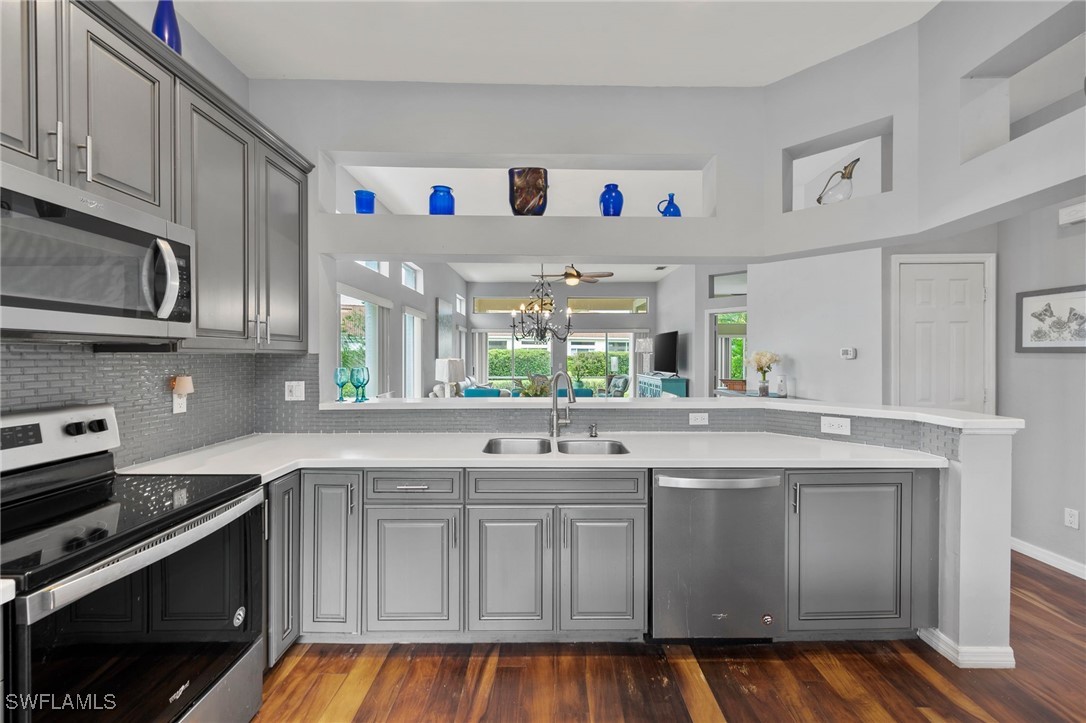 12743 Devonshire Lakes CIR