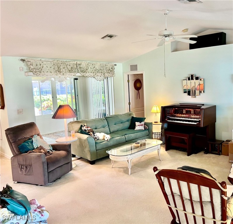 3221 NE 15th PL