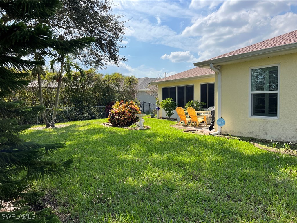 3221 NE 15th PL