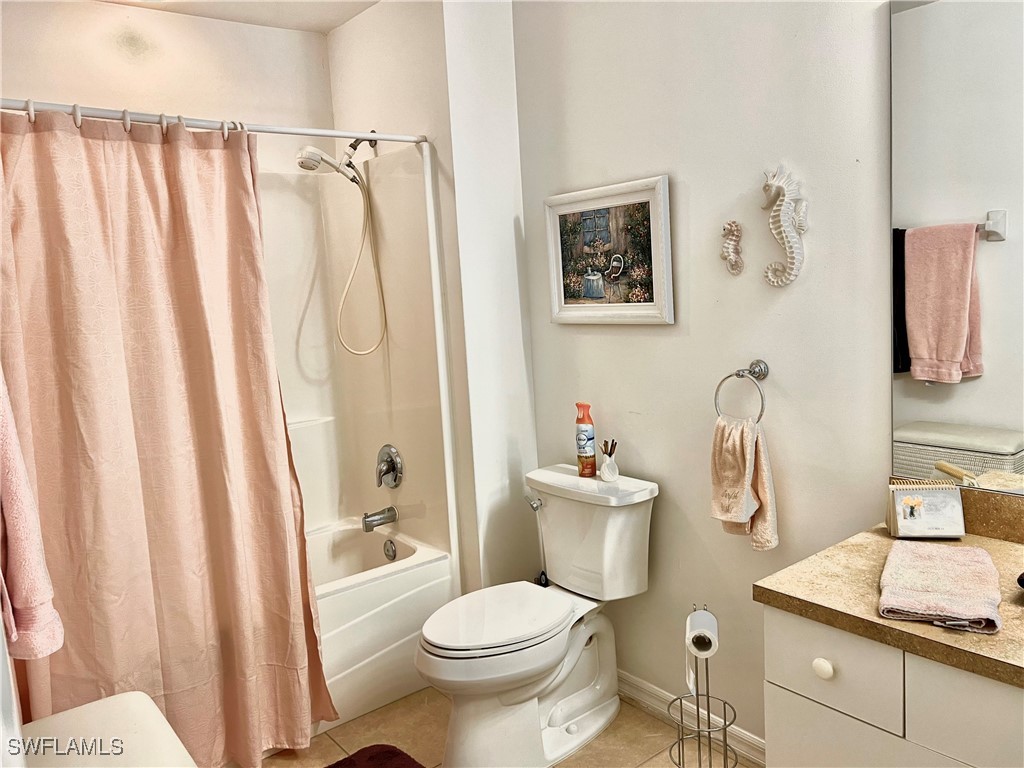 3221 NE 15th PL