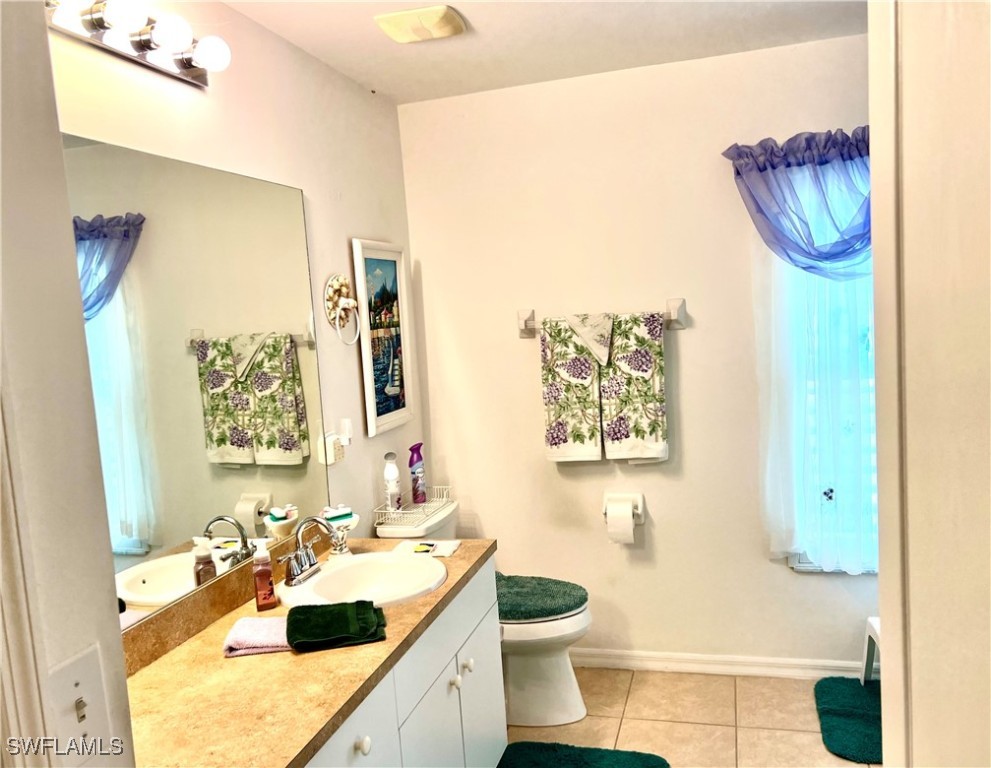 3221 NE 15th PL