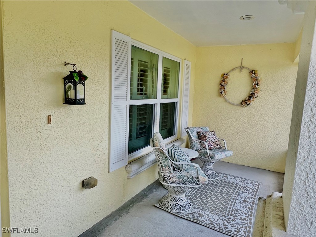 3221 NE 15th PL