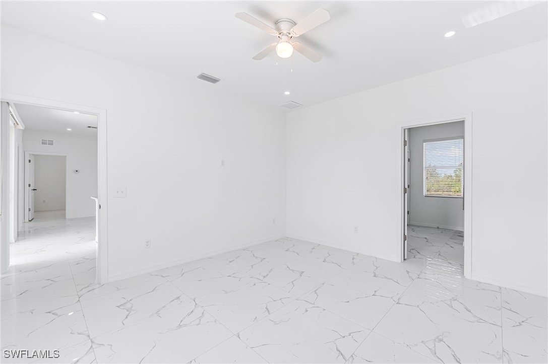 2102 Robert AVE