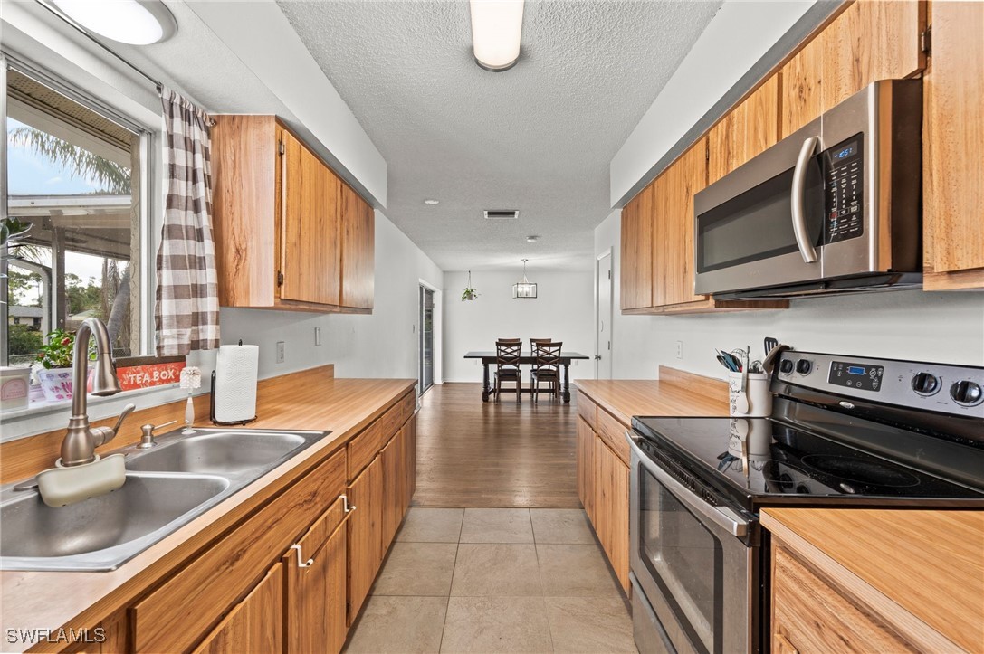 8198 Lake San Carlos CIR