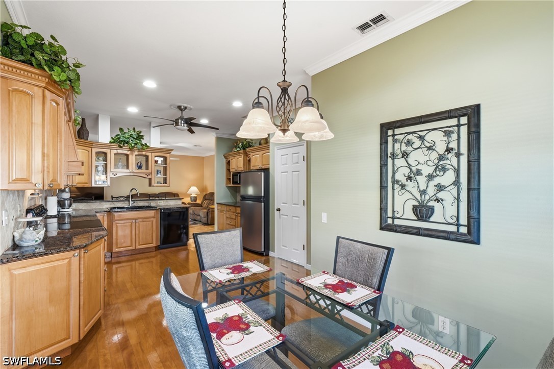 8805 Fawn Ridge DR