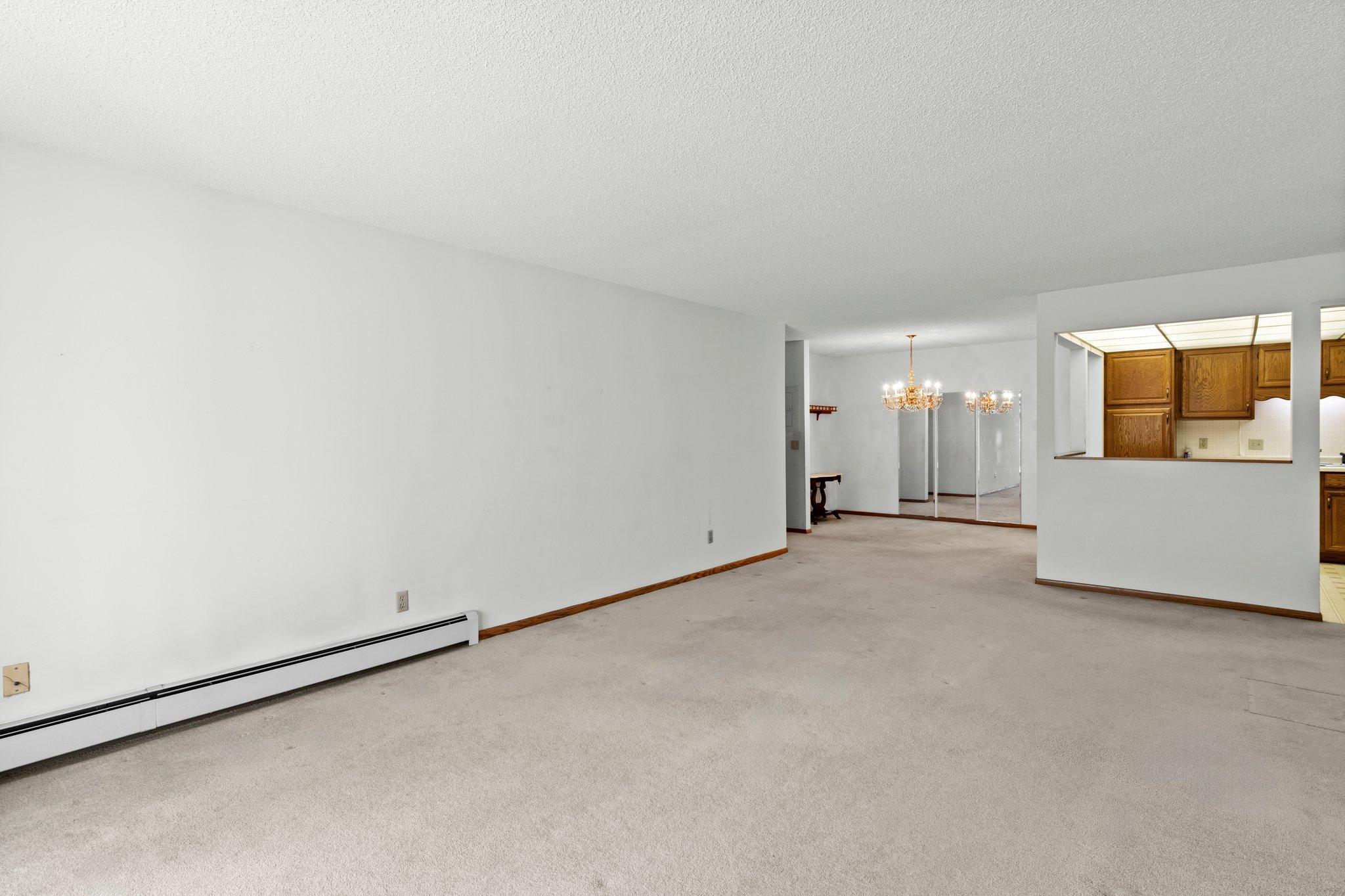 4385 N Trenton Lane Unit: 105