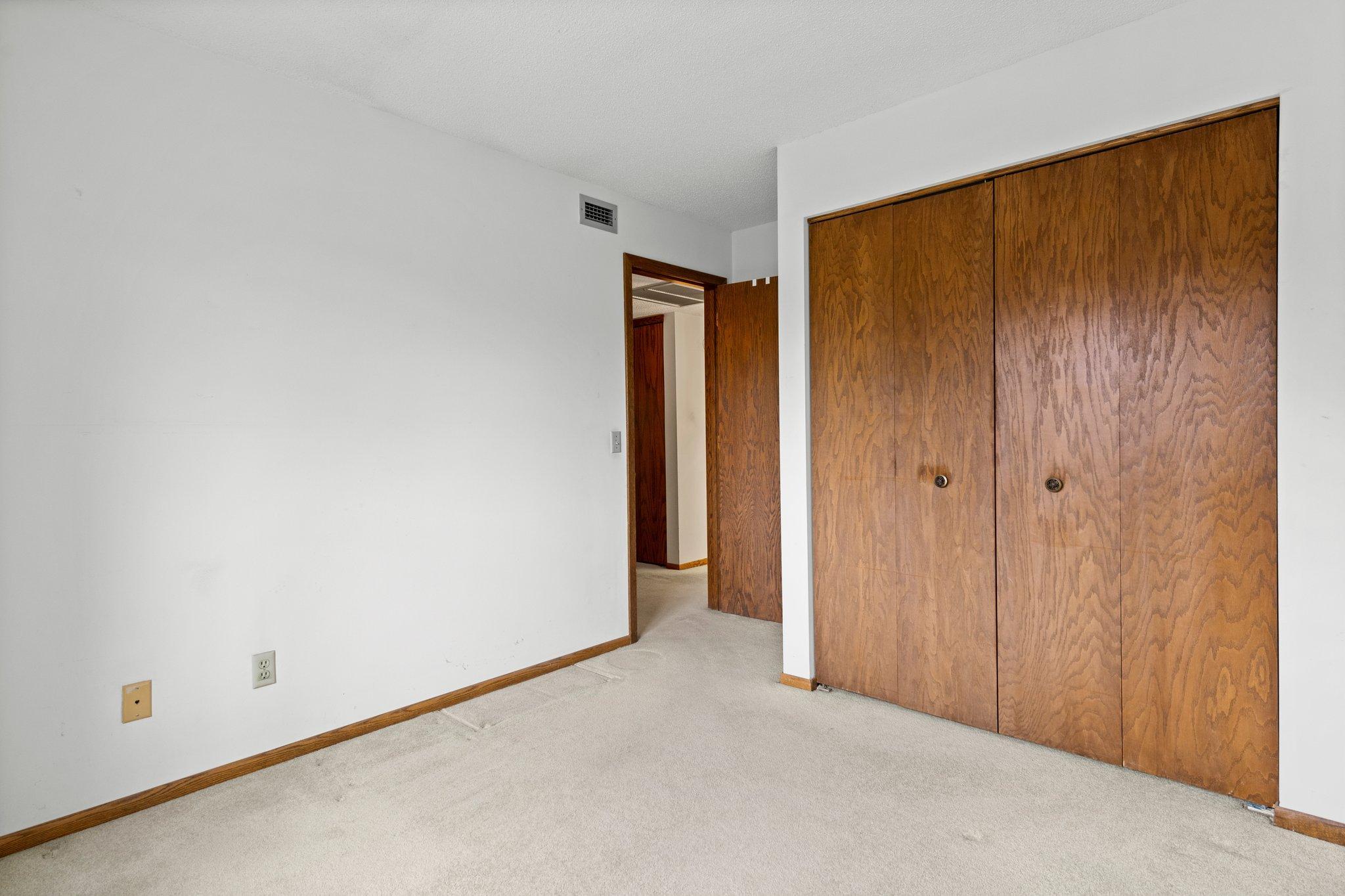 4385 N Trenton Lane Unit: 105