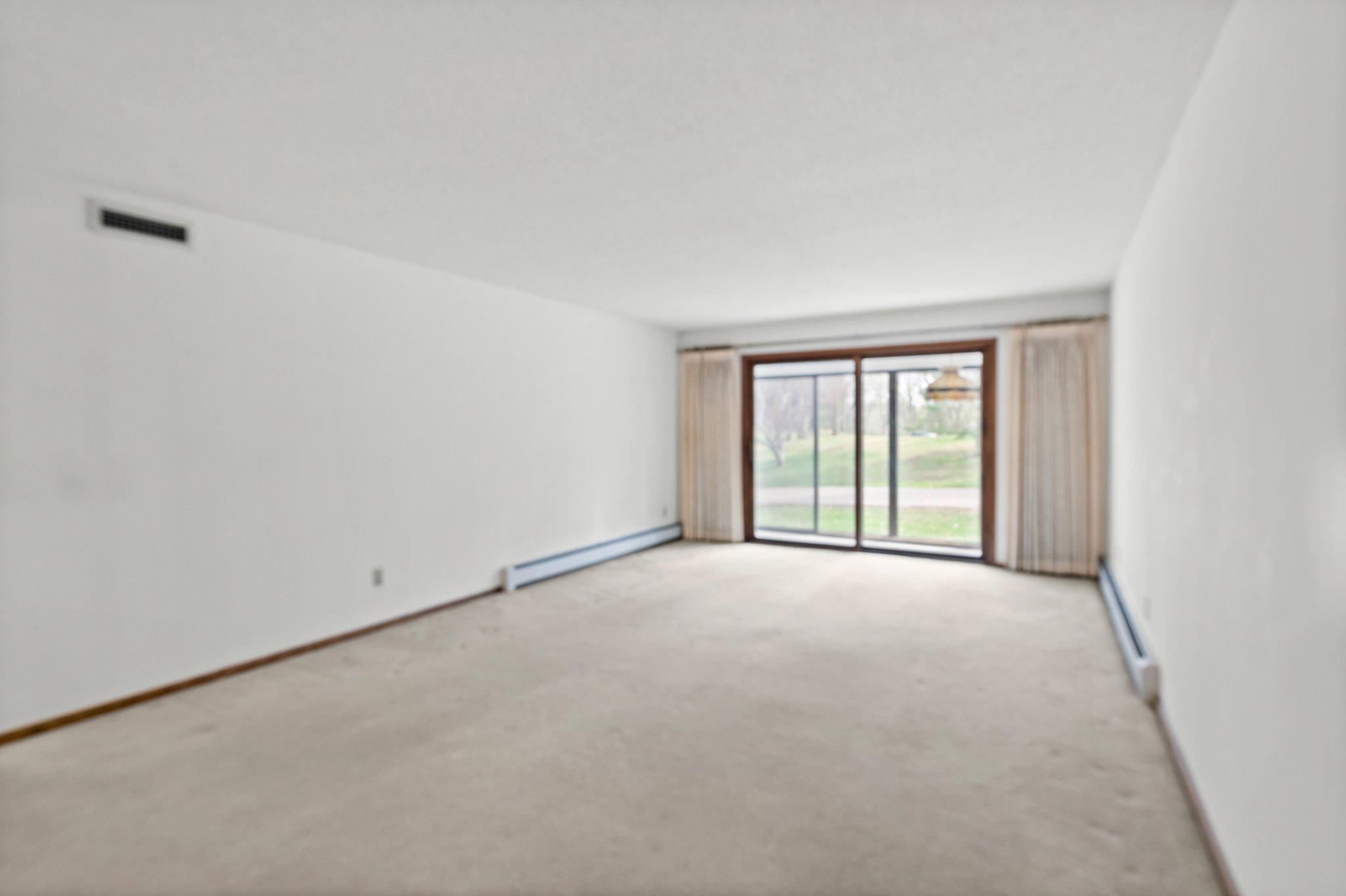 4385 N Trenton Lane Unit: 105
