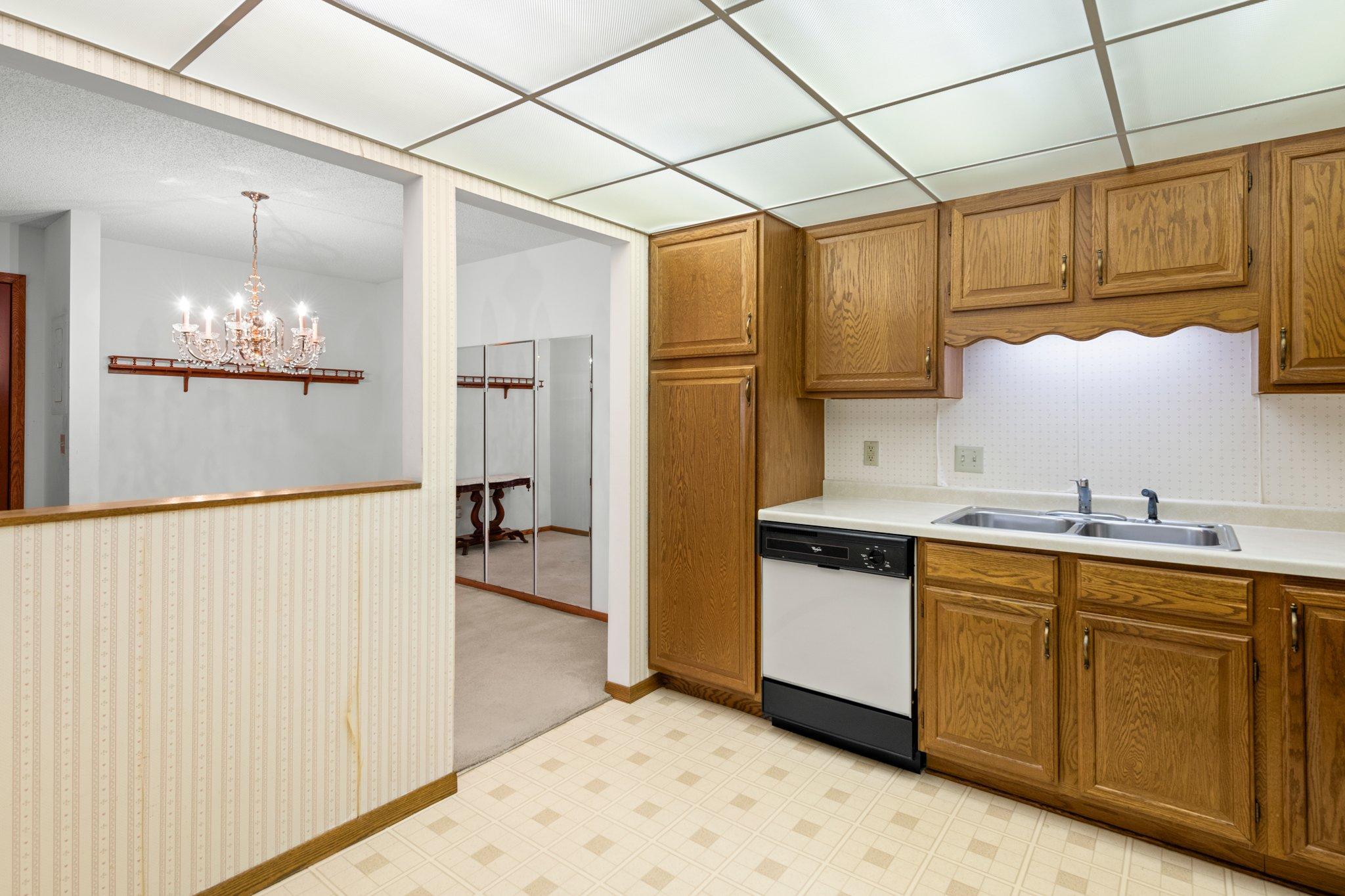 4385 N Trenton Lane Unit: 105