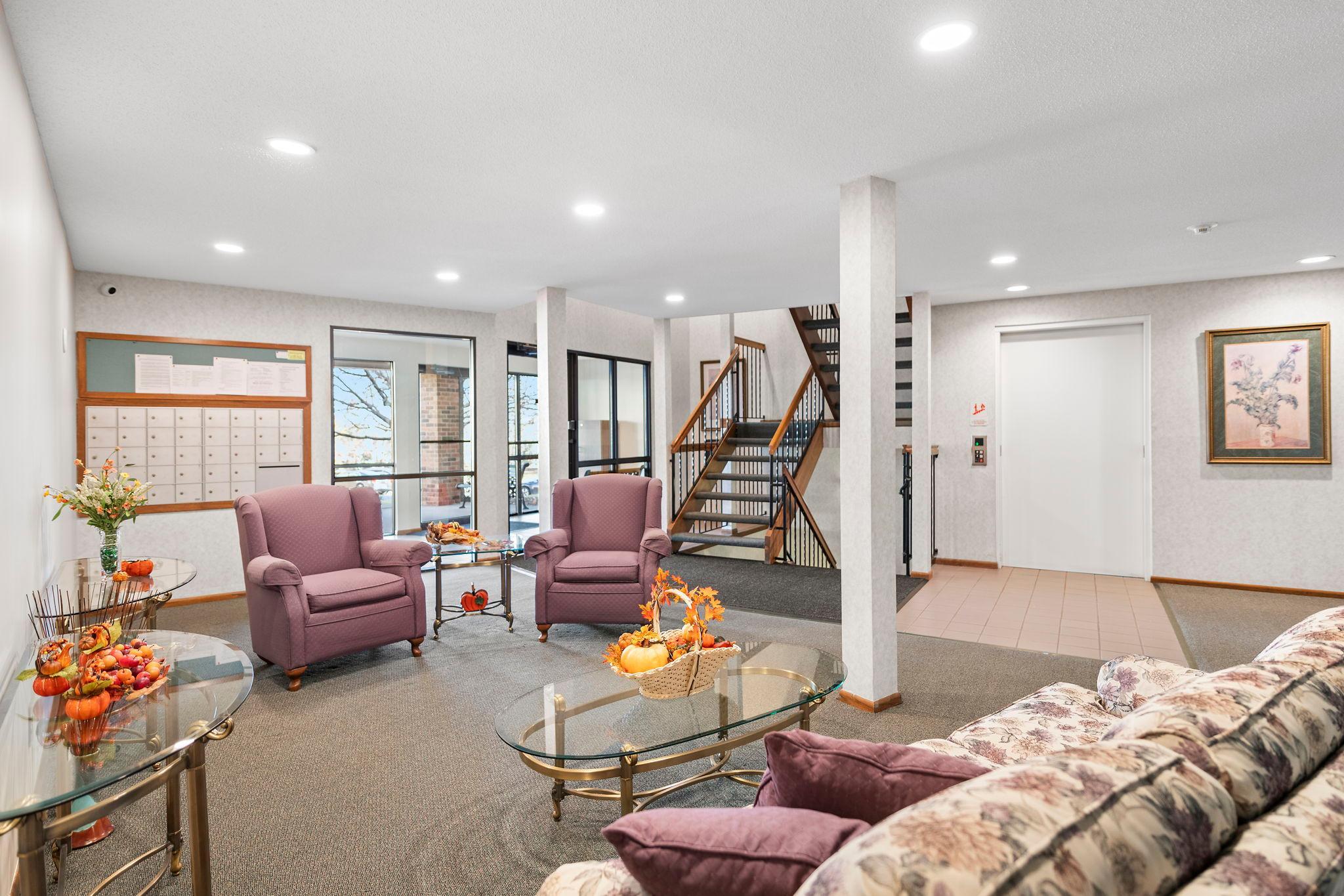 4385 N Trenton Lane Unit: 105