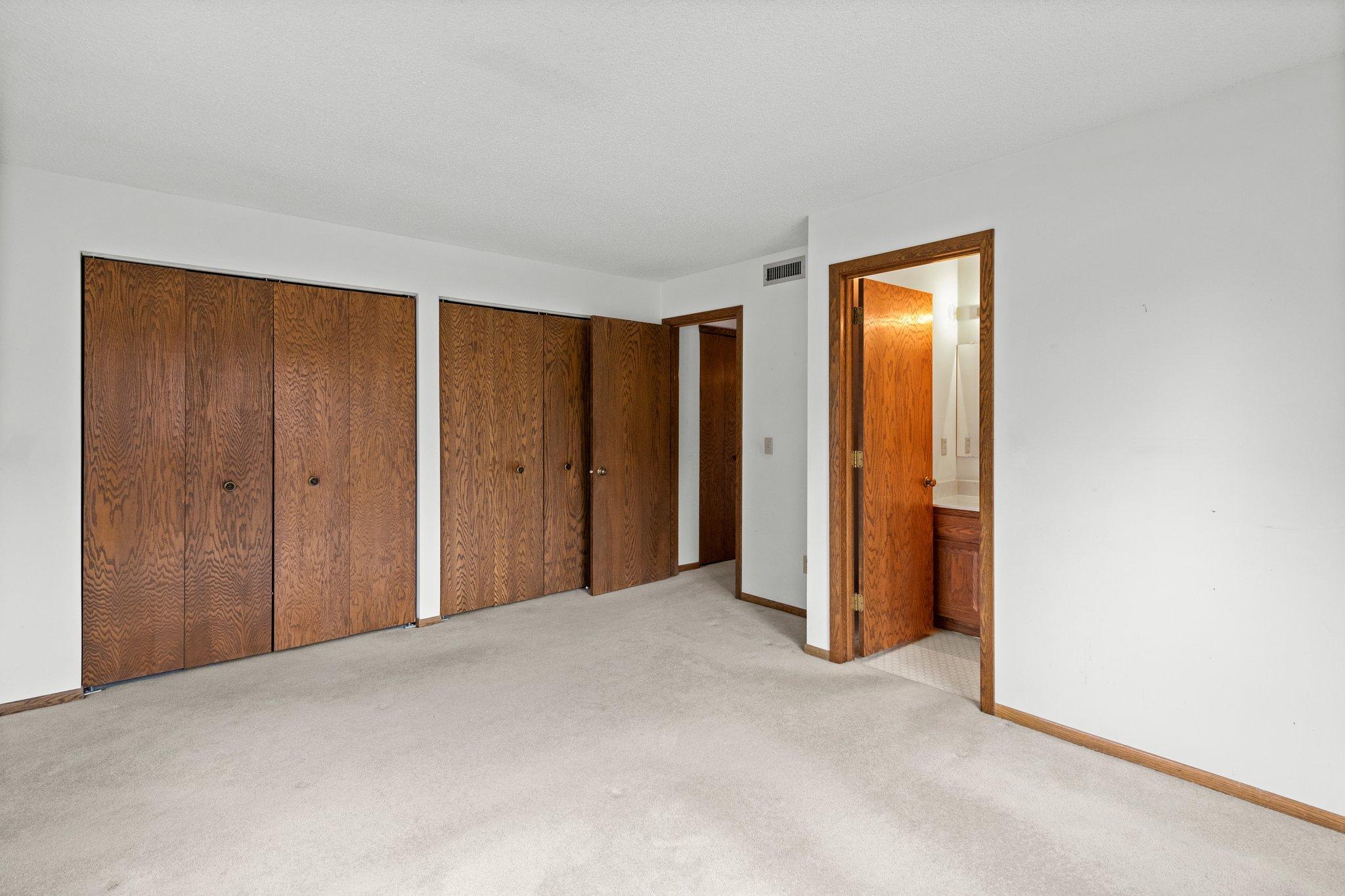 4385 N Trenton Lane Unit: 105