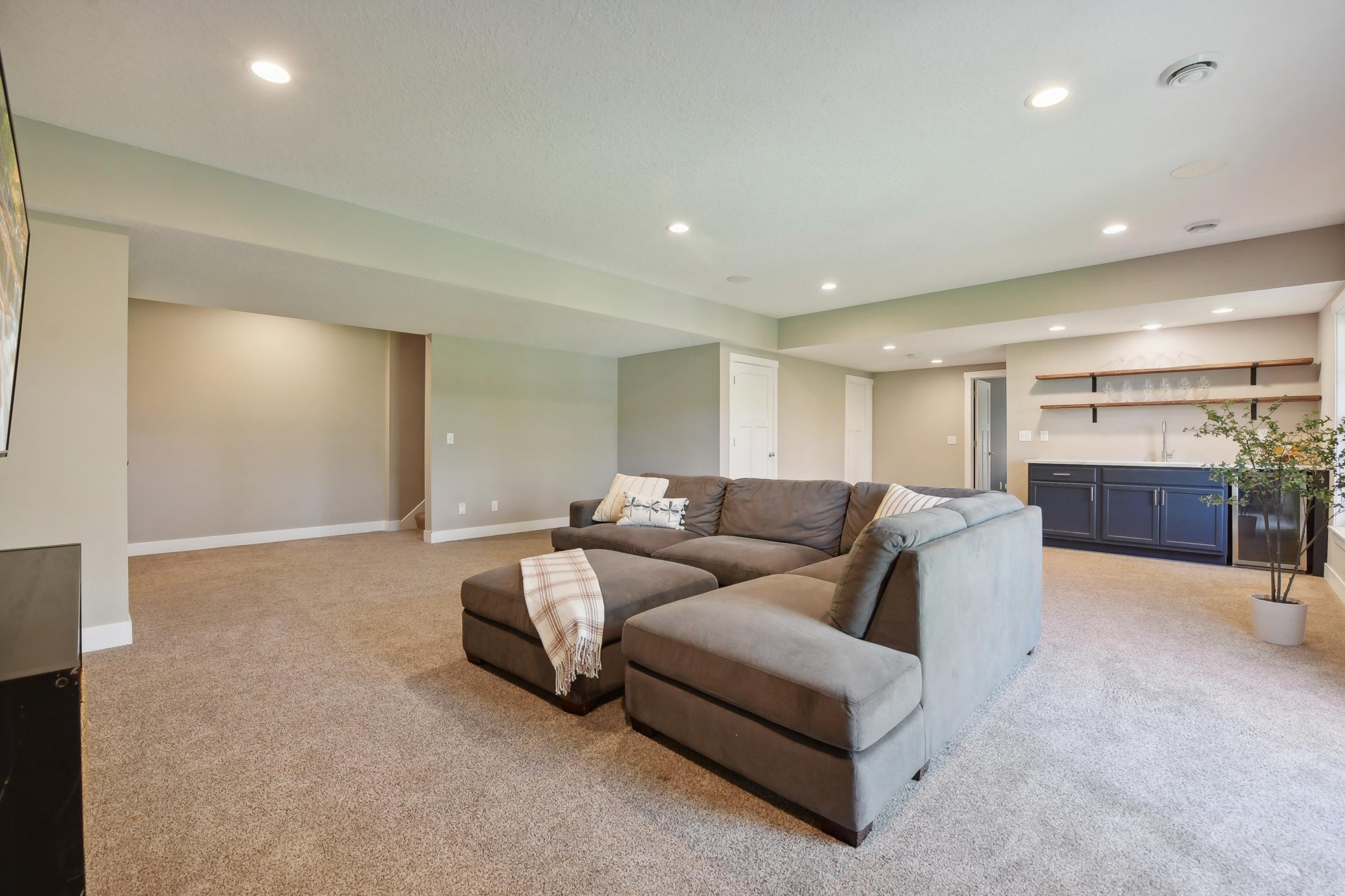 4111 Hallgren Lane