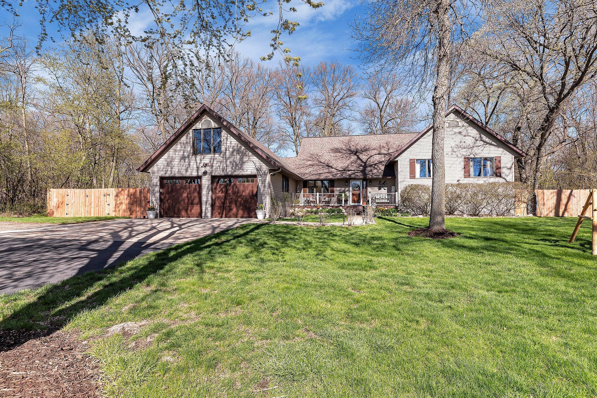 12 Nakota Drive NE