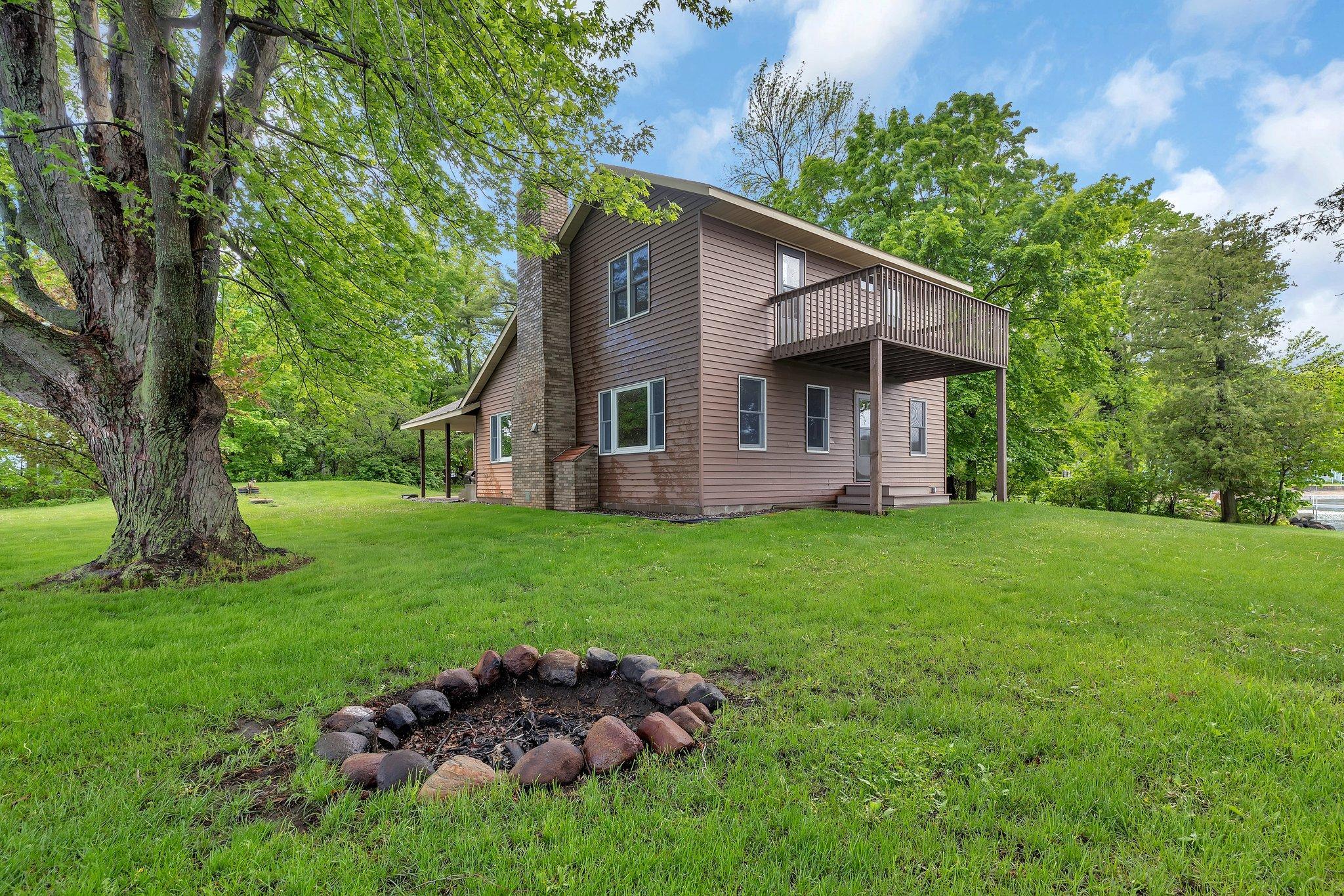6828 Woodward Lane