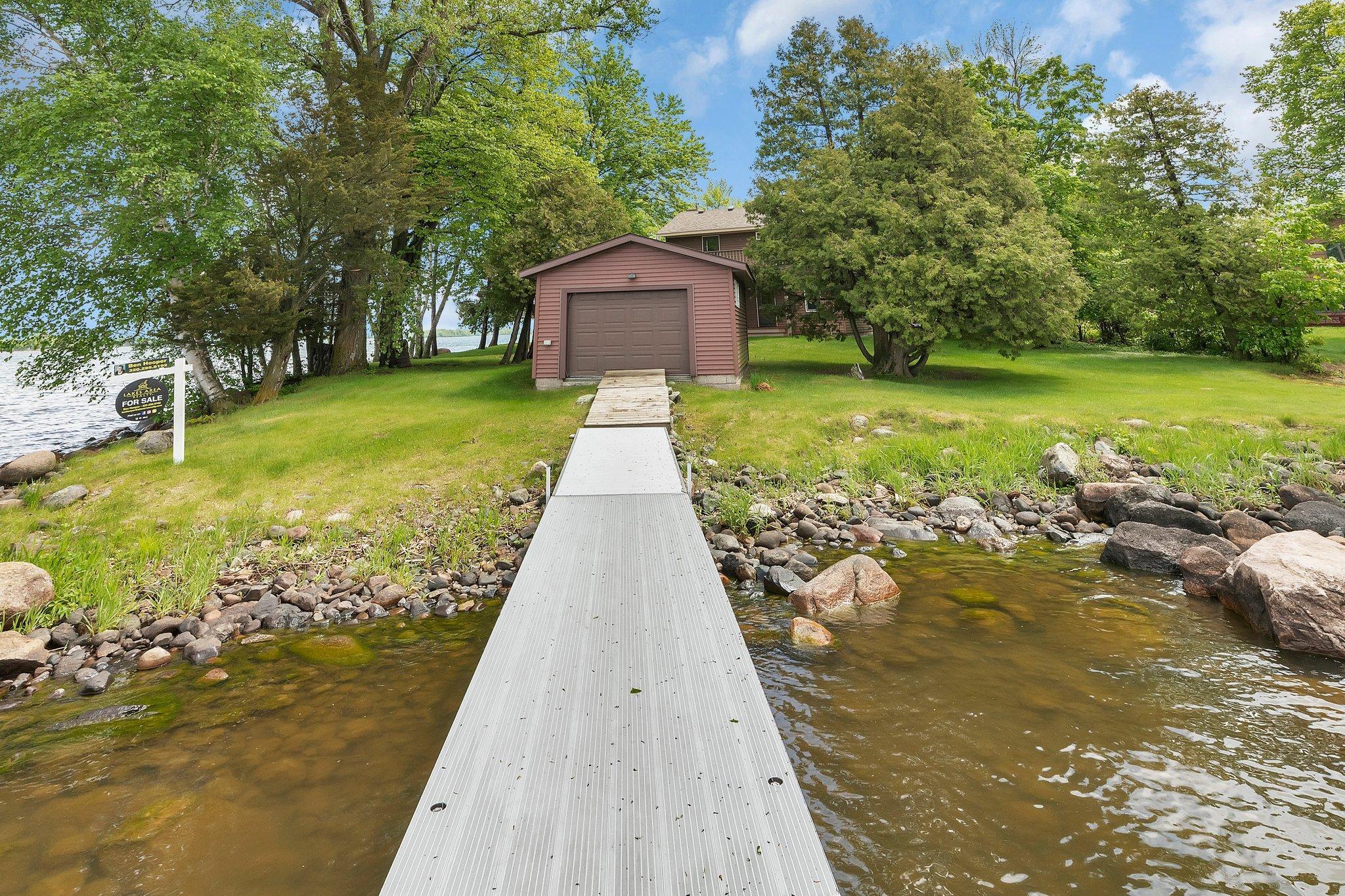 6828 Woodward Lane