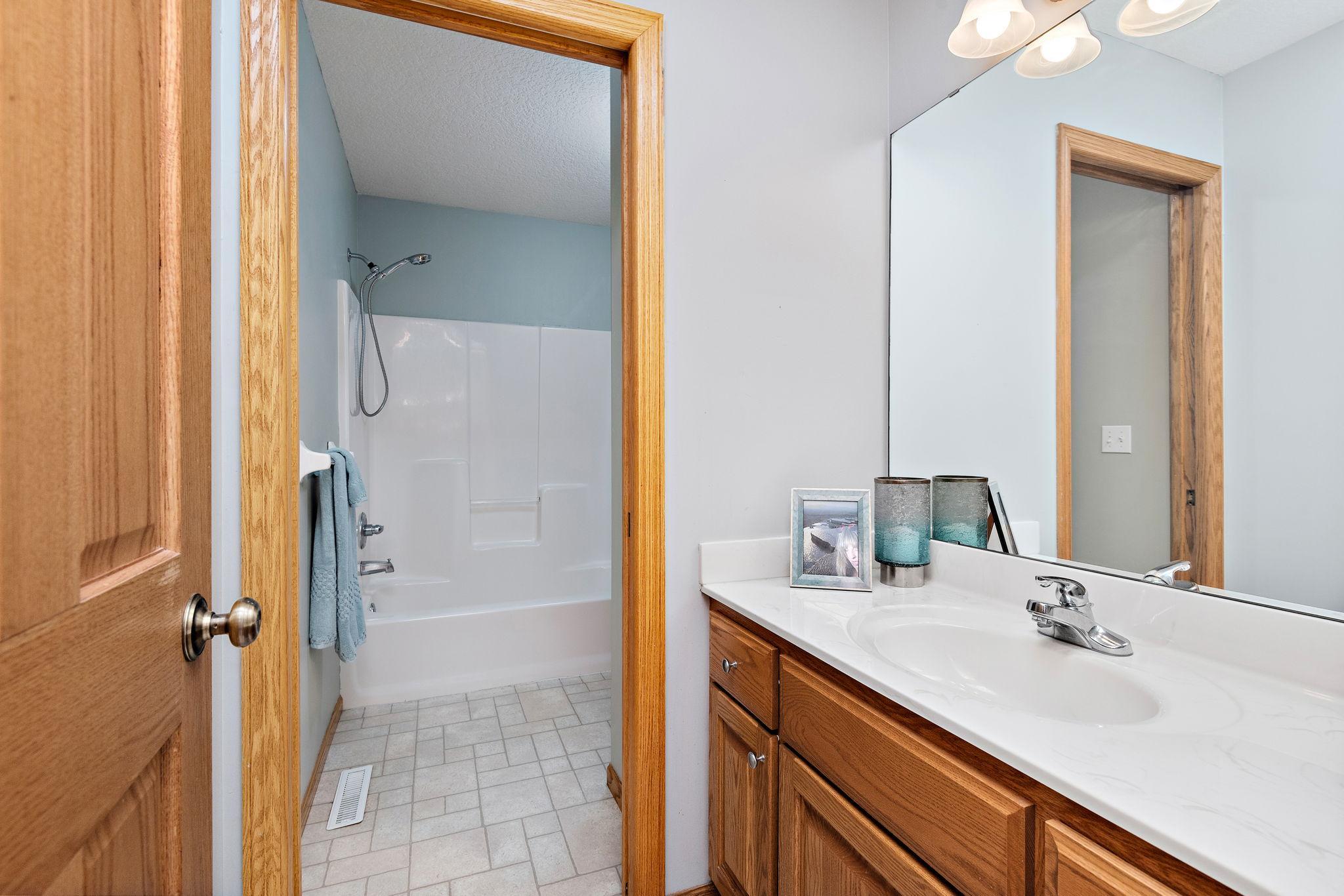 11115 18th Street NE