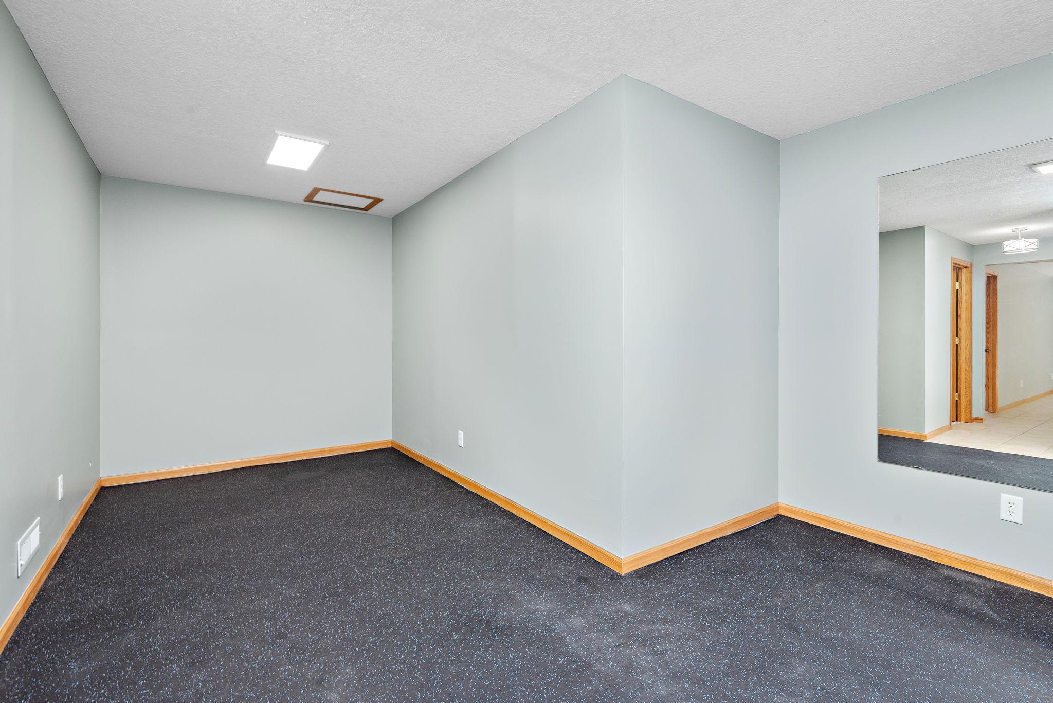11115 18th Street NE