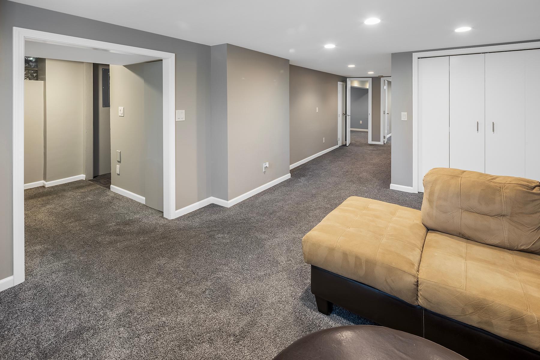 506 Lombardy Lane
