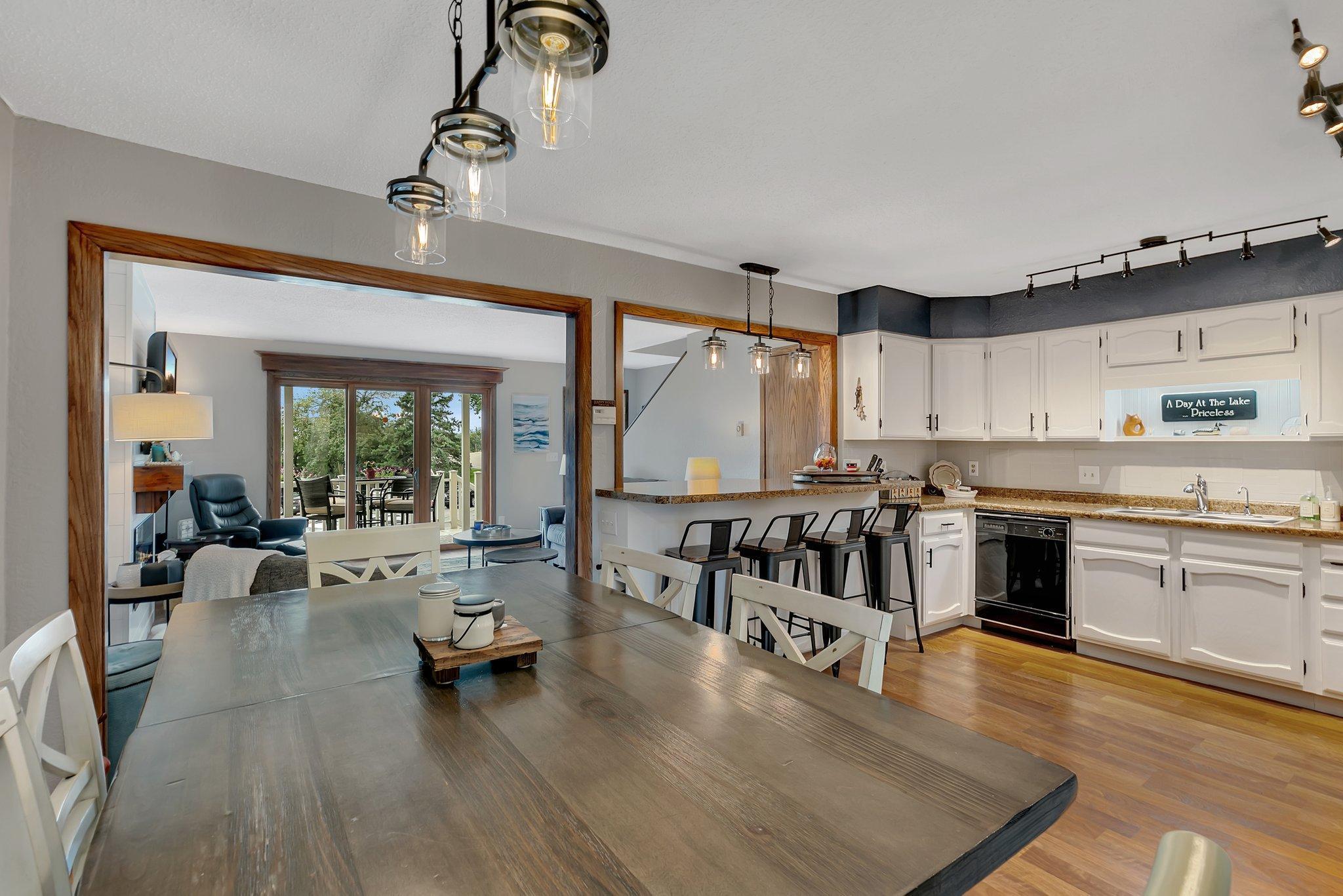 7595 N Shore Drive Unit: 402