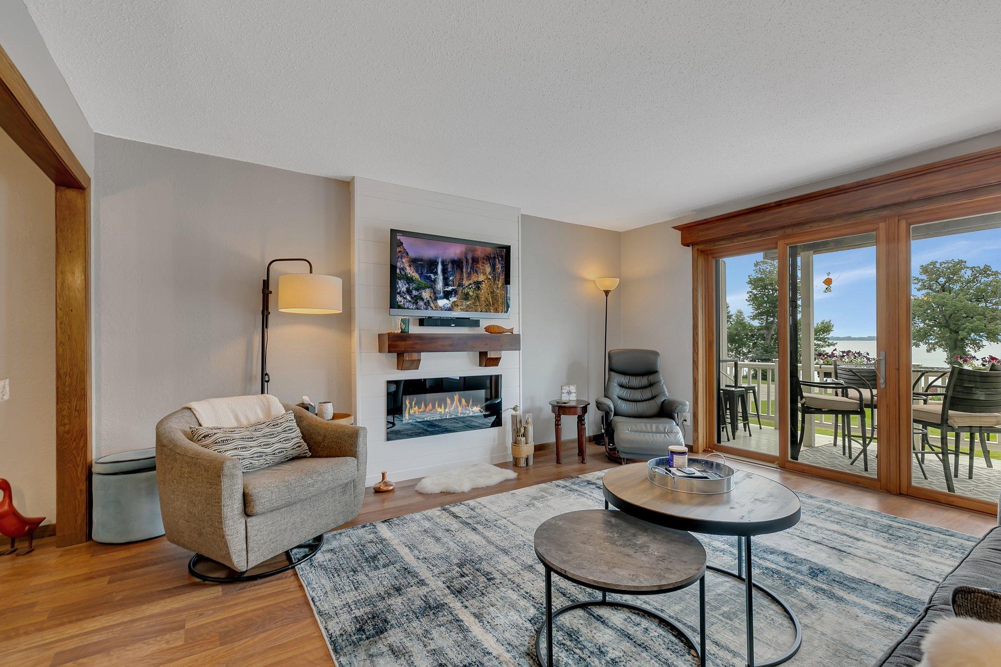 7595 N Shore Drive Unit: 402