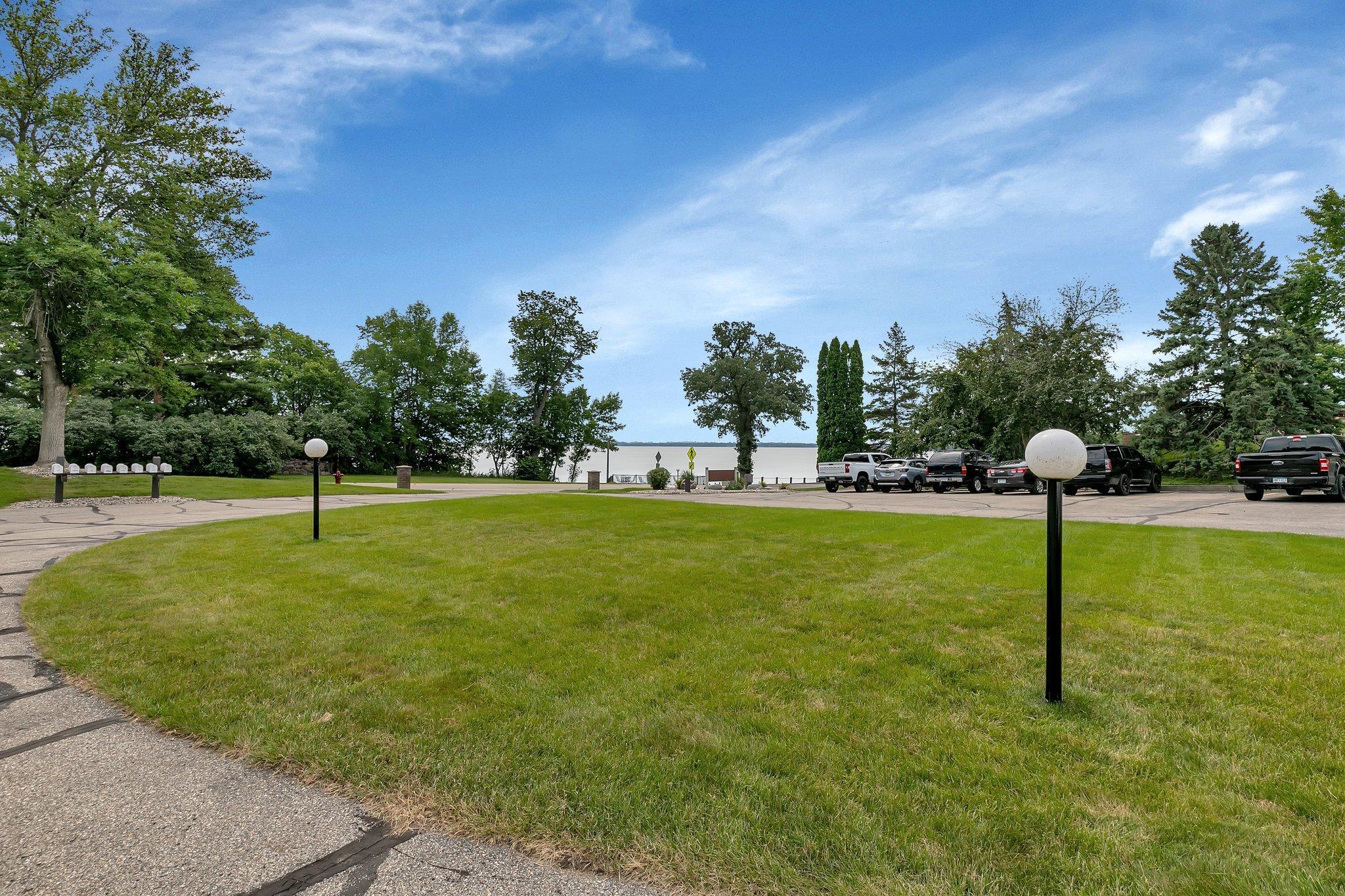7595 N Shore Drive Unit: 402