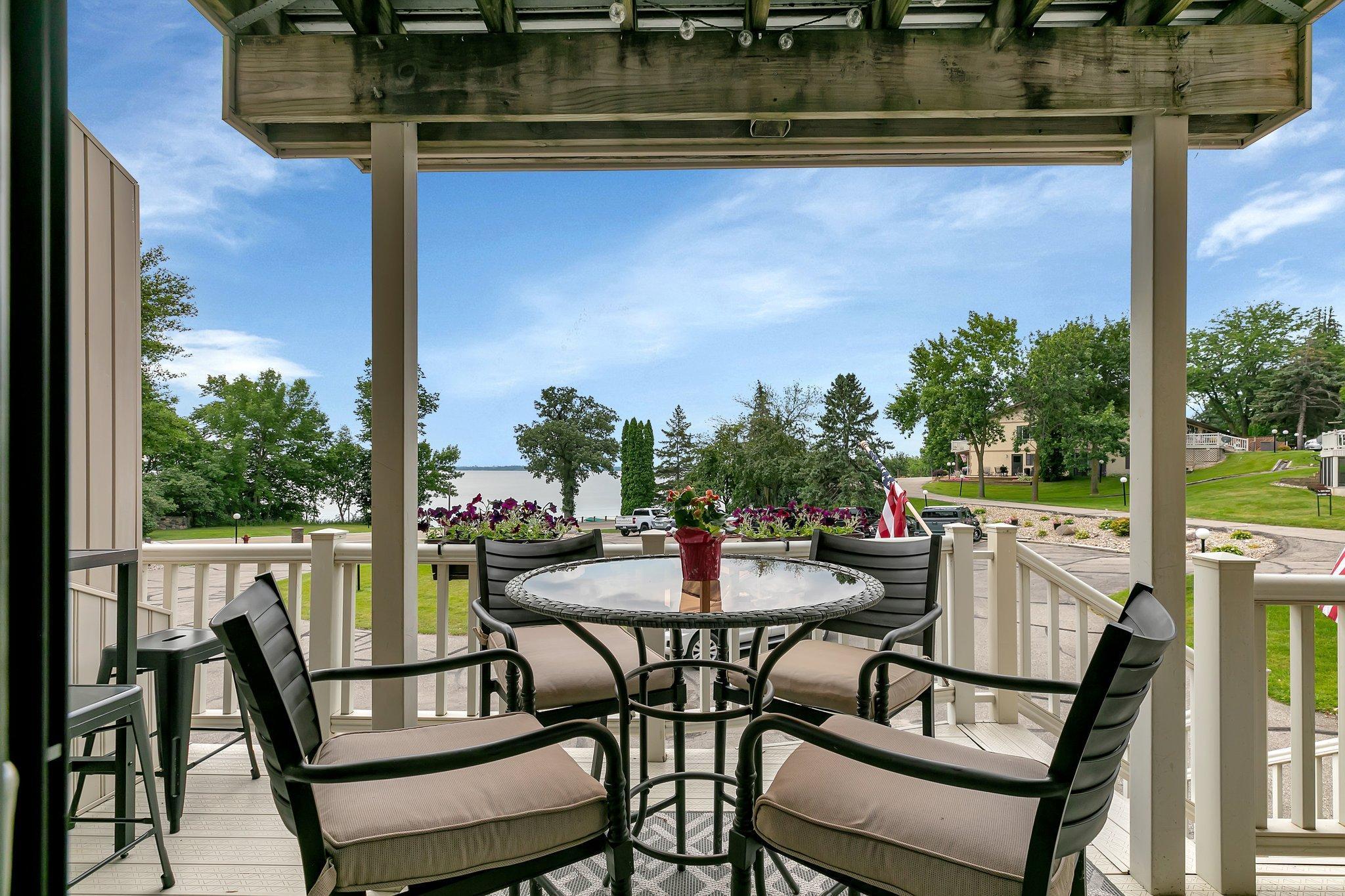 7595 N Shore Drive Unit: 402