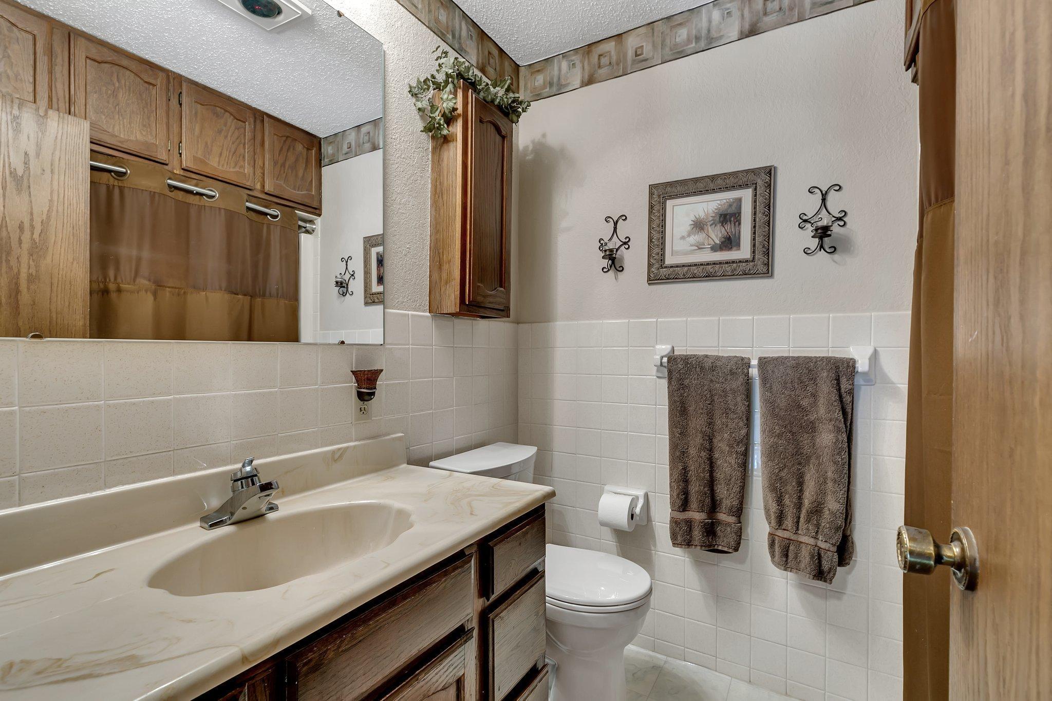 7595 N Shore Drive Unit: 402