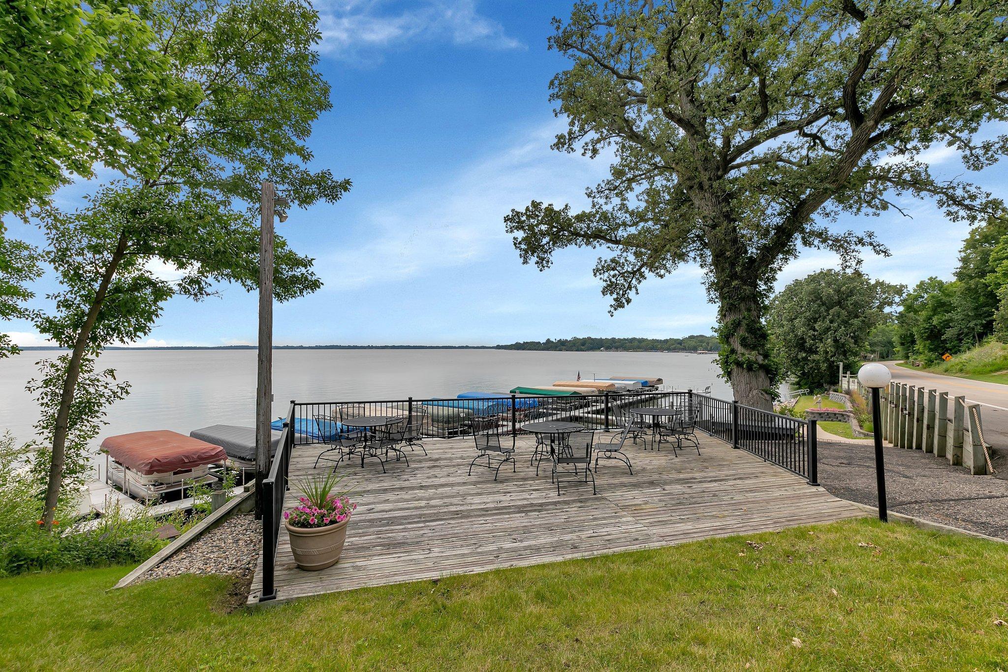 7595 N Shore Drive Unit: 402