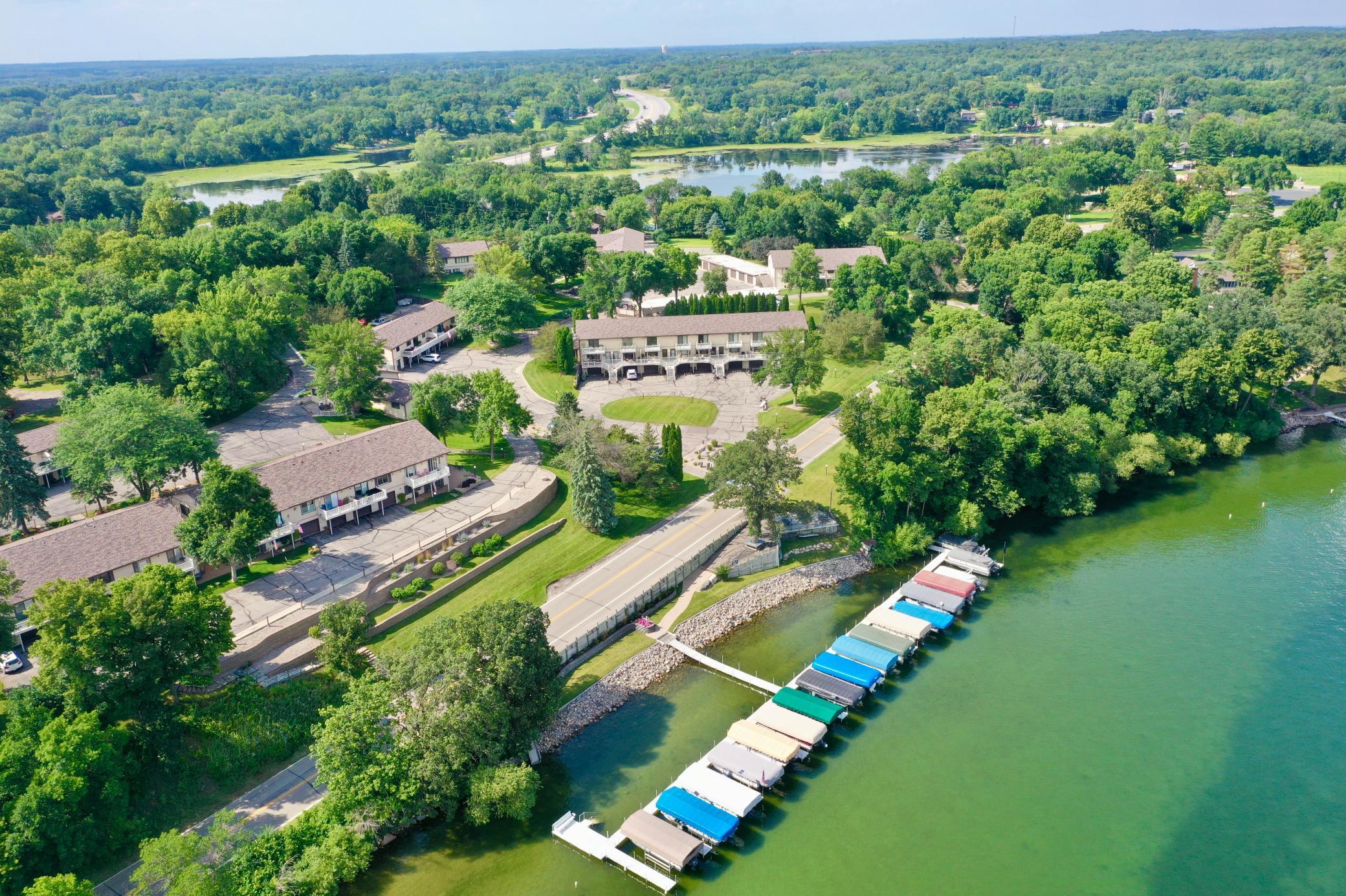 7595 N Shore Drive Unit: 402