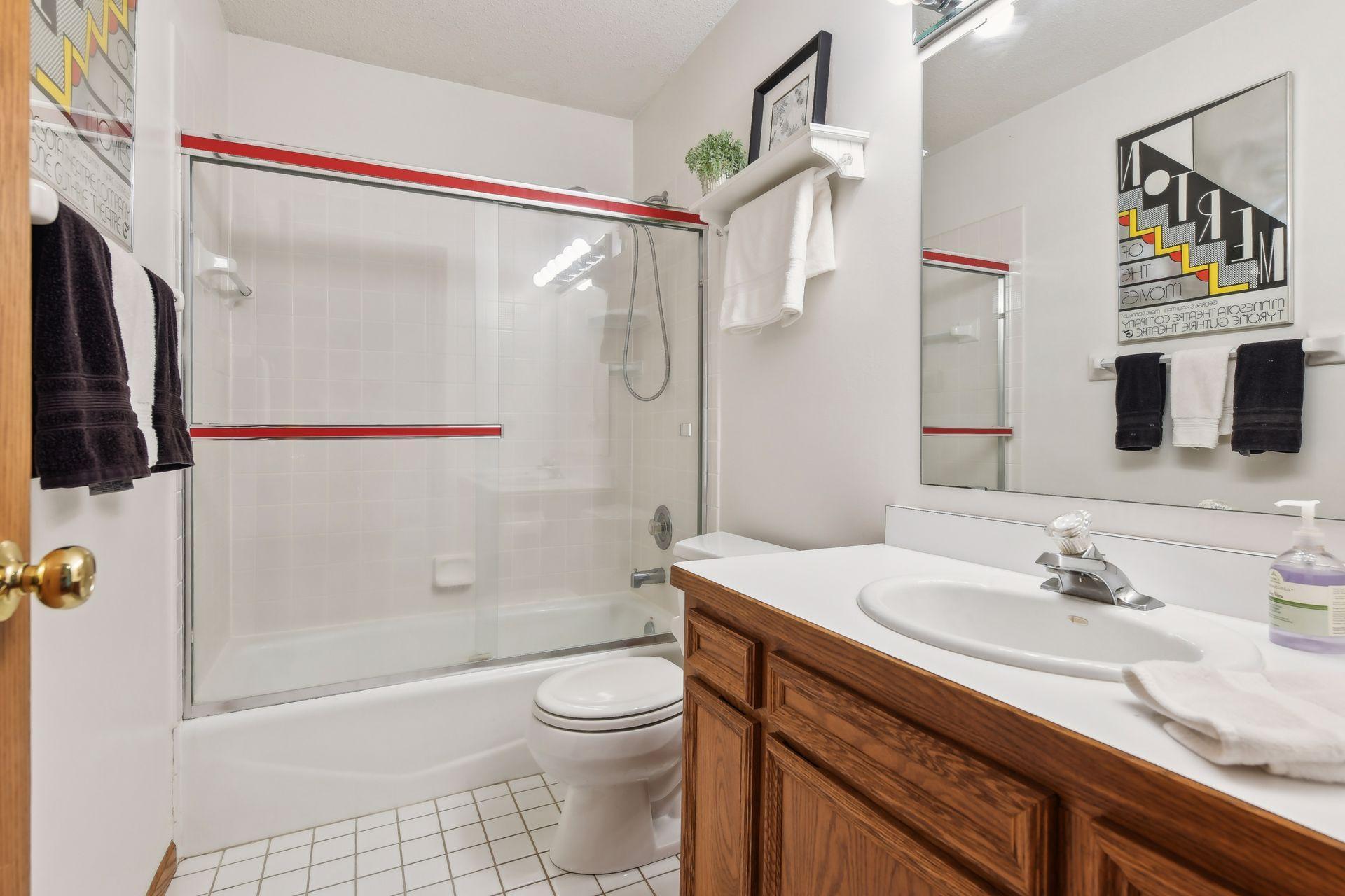 8180 Hidden Court