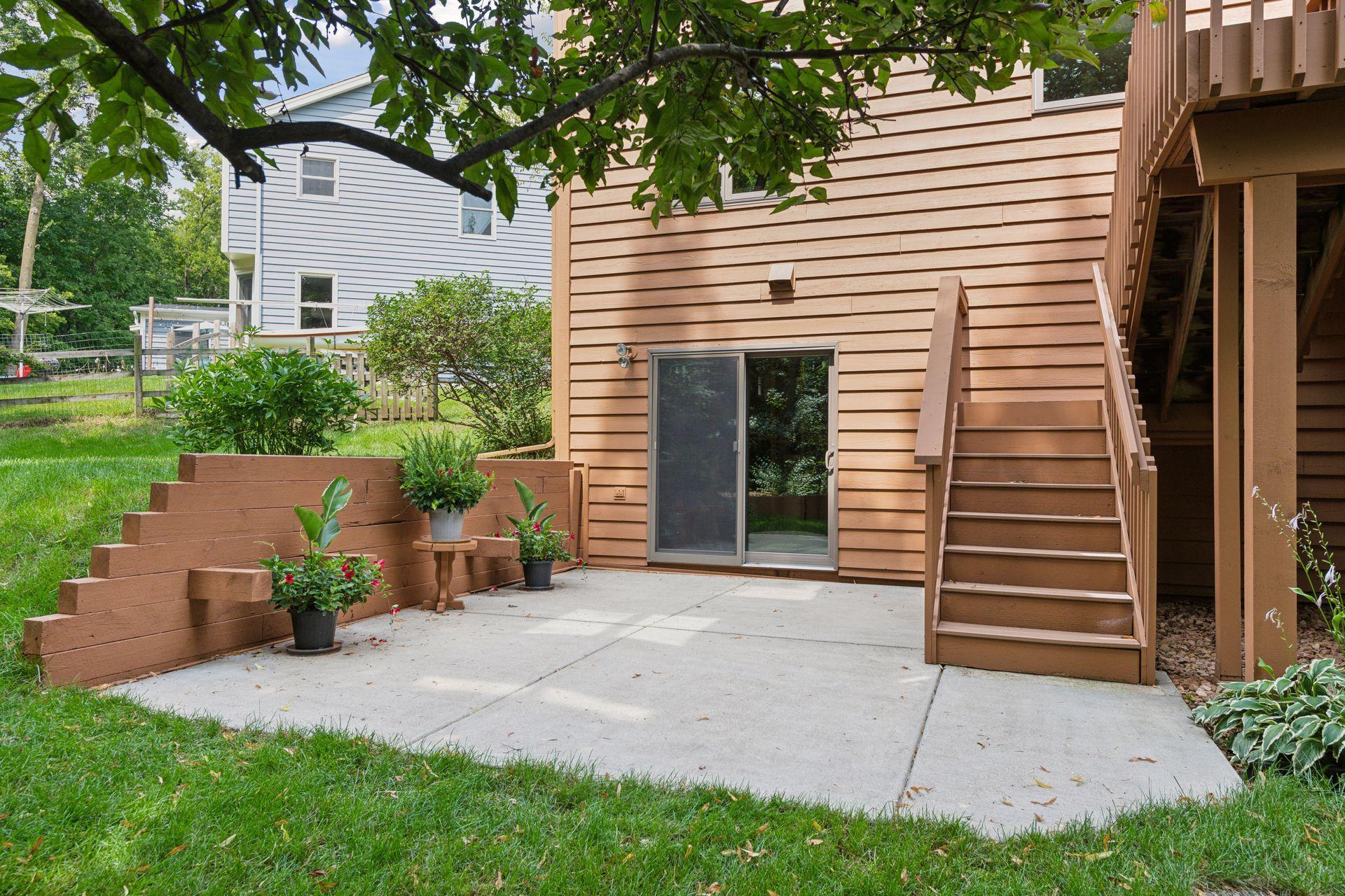 8180 Hidden Court