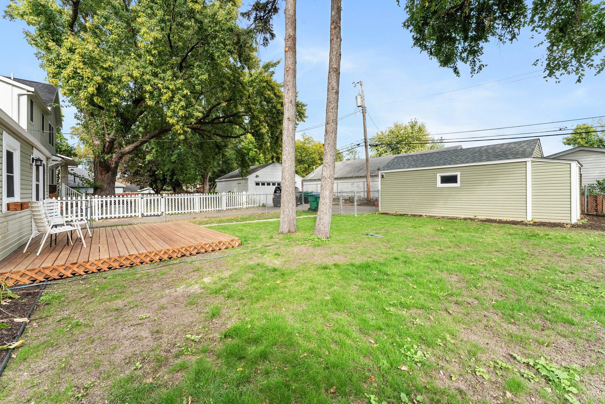4177 Webster Avenue S
