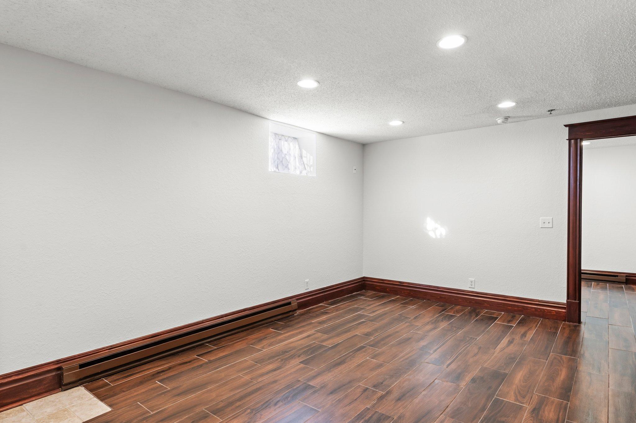 1928 Aldrich Avenue S Unit: B102