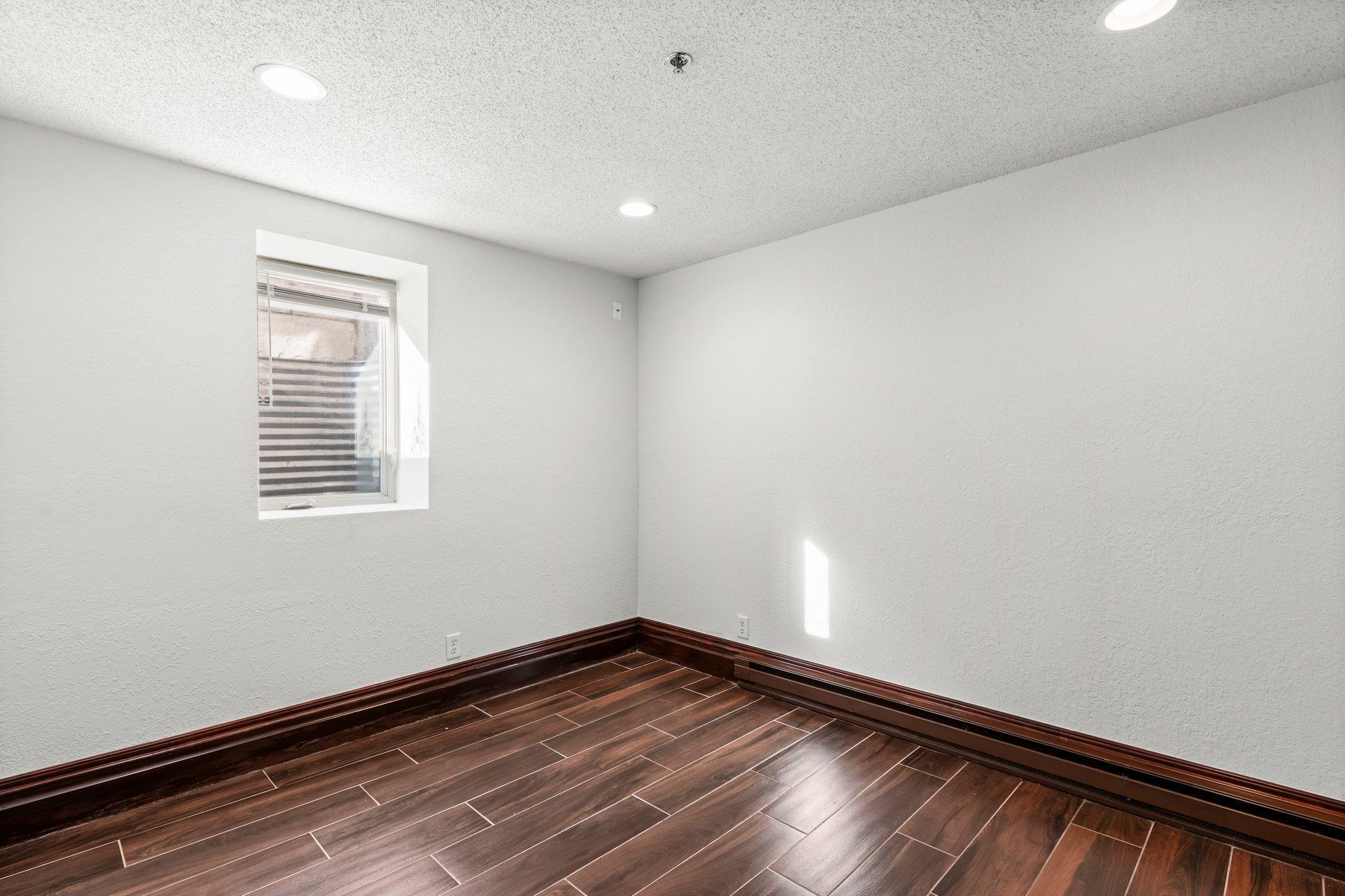 1928 Aldrich Avenue S Unit: B102