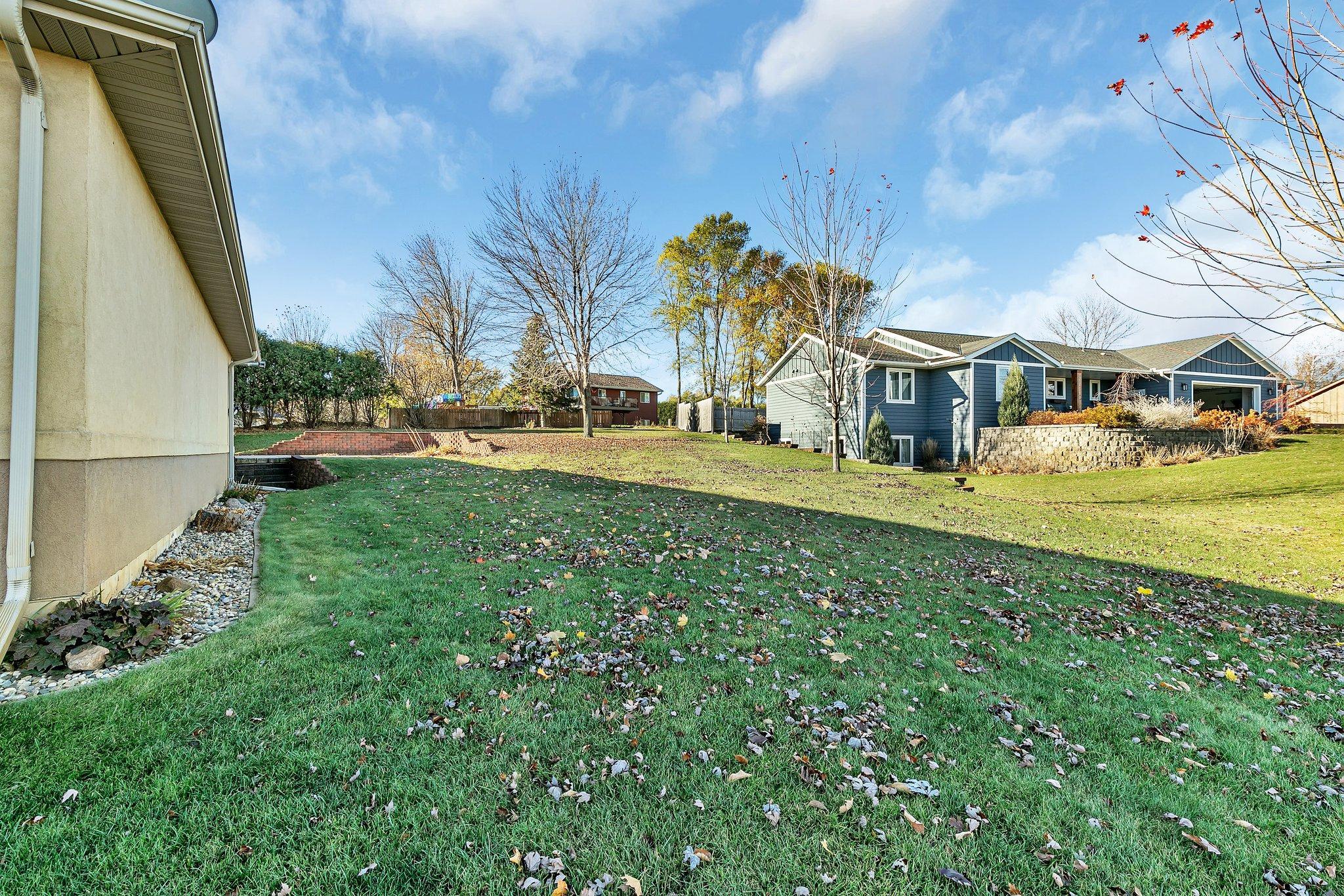 16118 Golfview Road NE