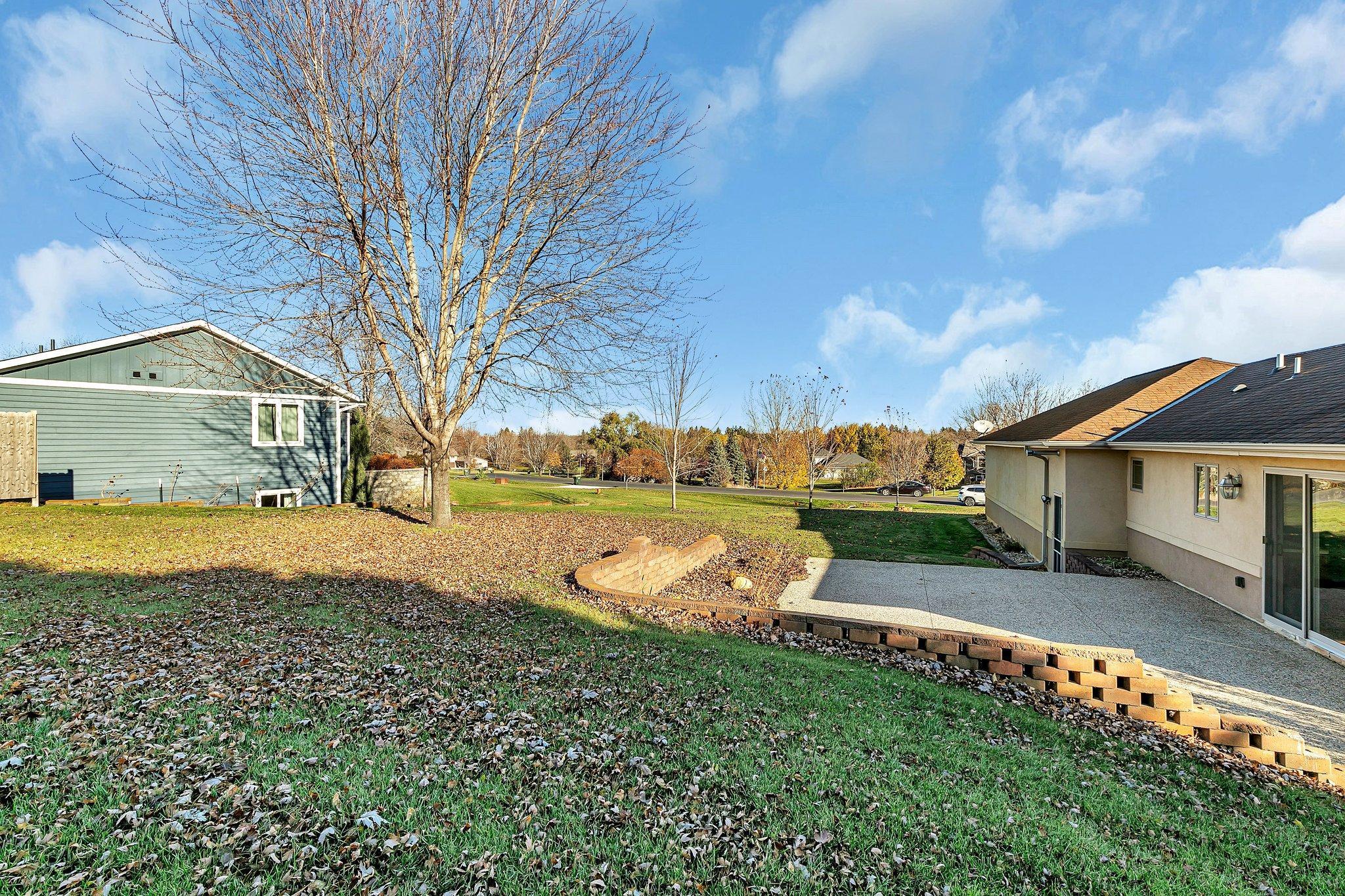 16118 Golfview Road NE