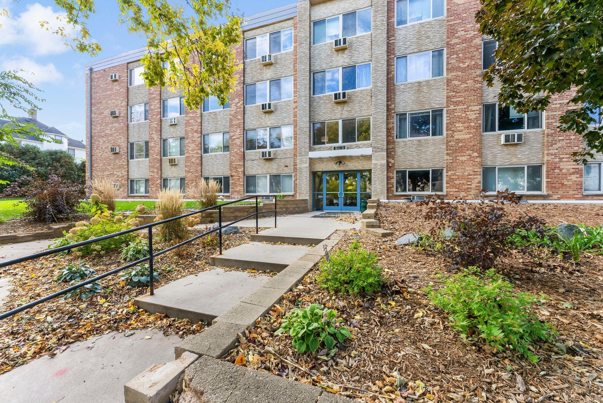 4400 Upton Avenue S Unit: 406