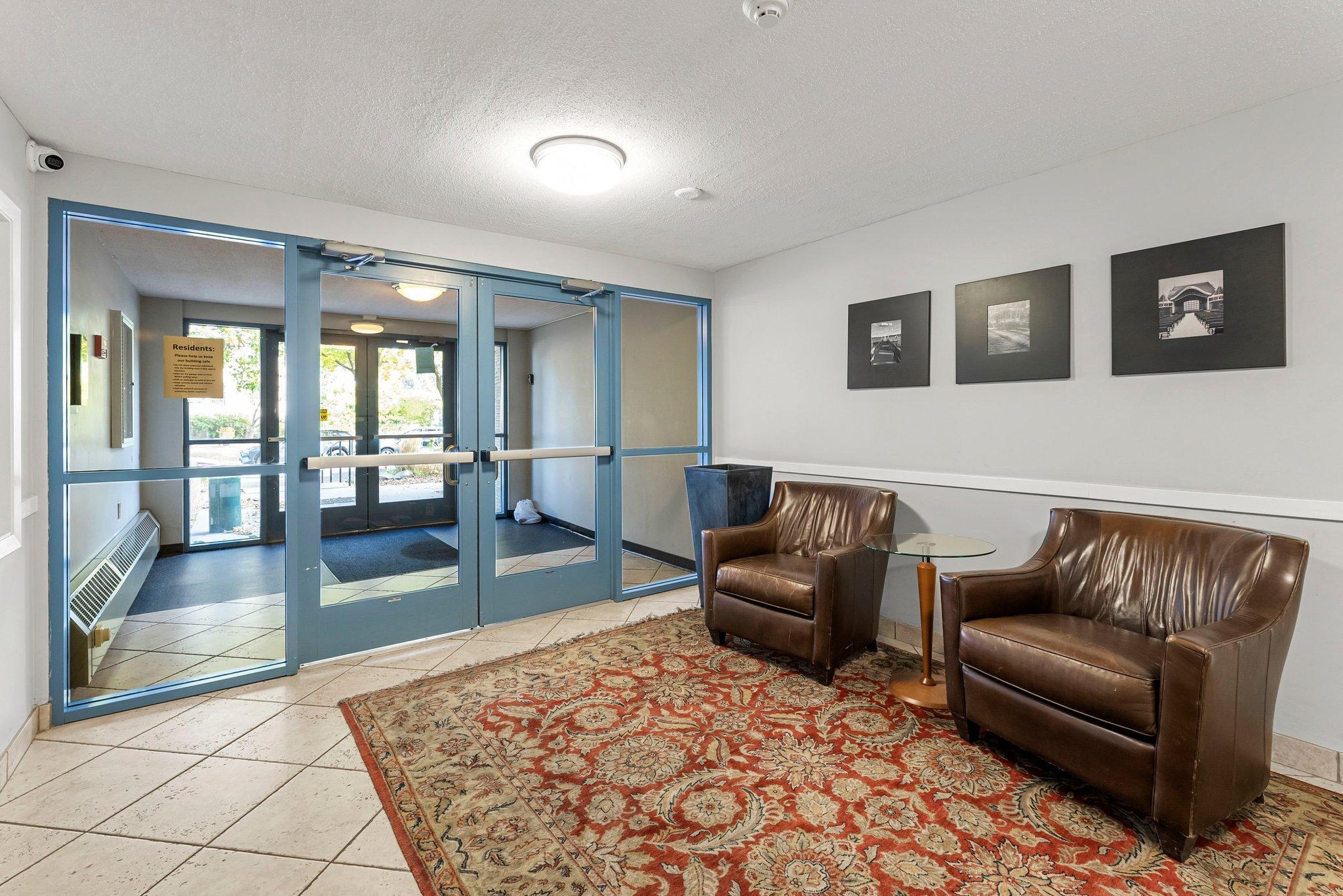 4400 Upton Avenue S Unit: 406