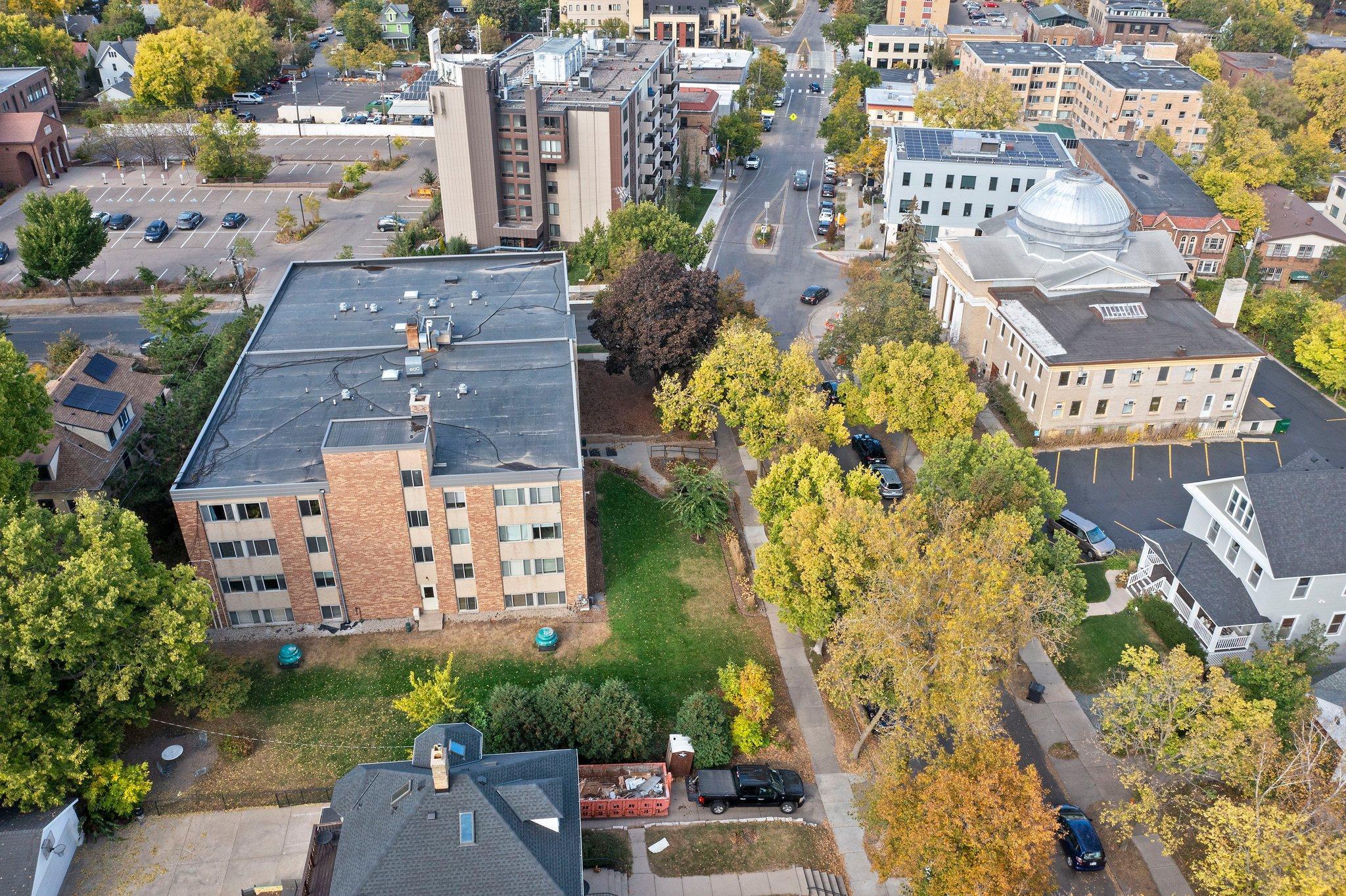 4400 Upton Avenue S Unit: 406