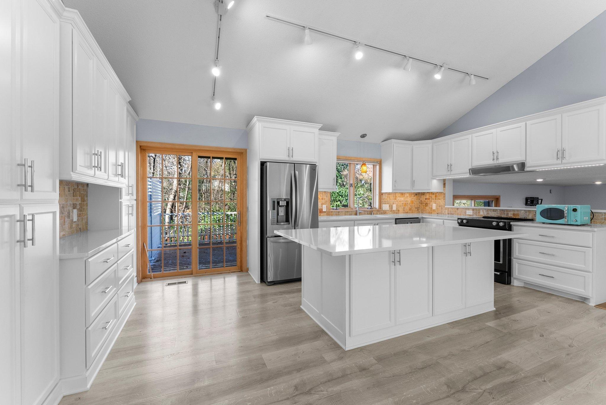 18725 Clear View Drive