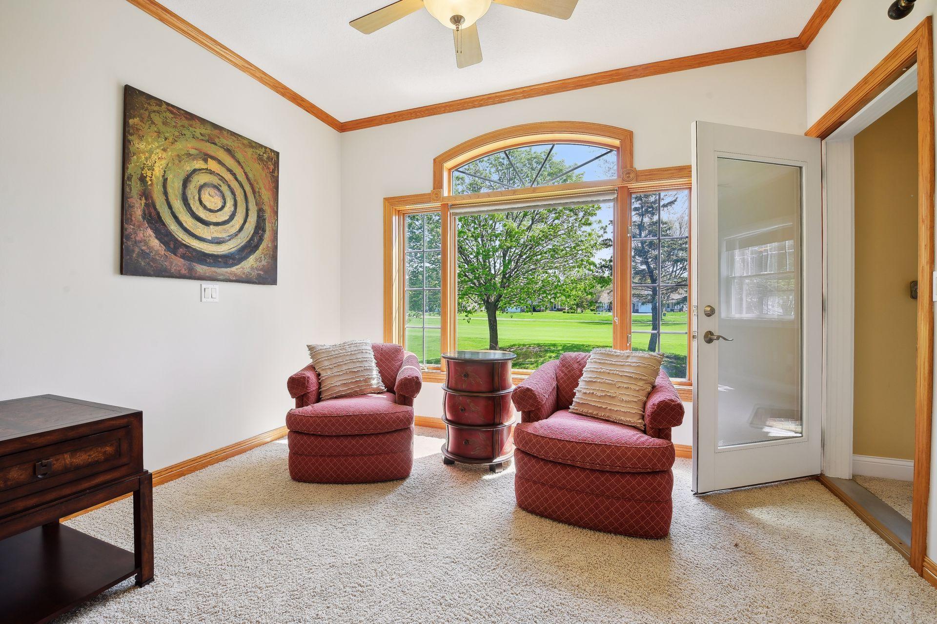 8824 Pointe Vista Drive