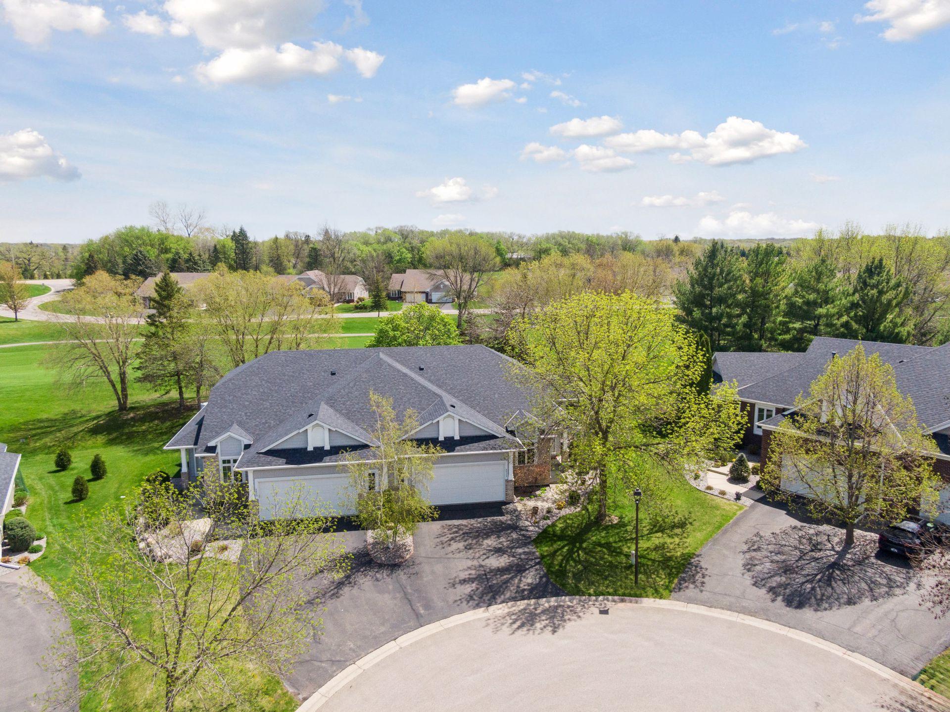 8824 Pointe Vista Drive