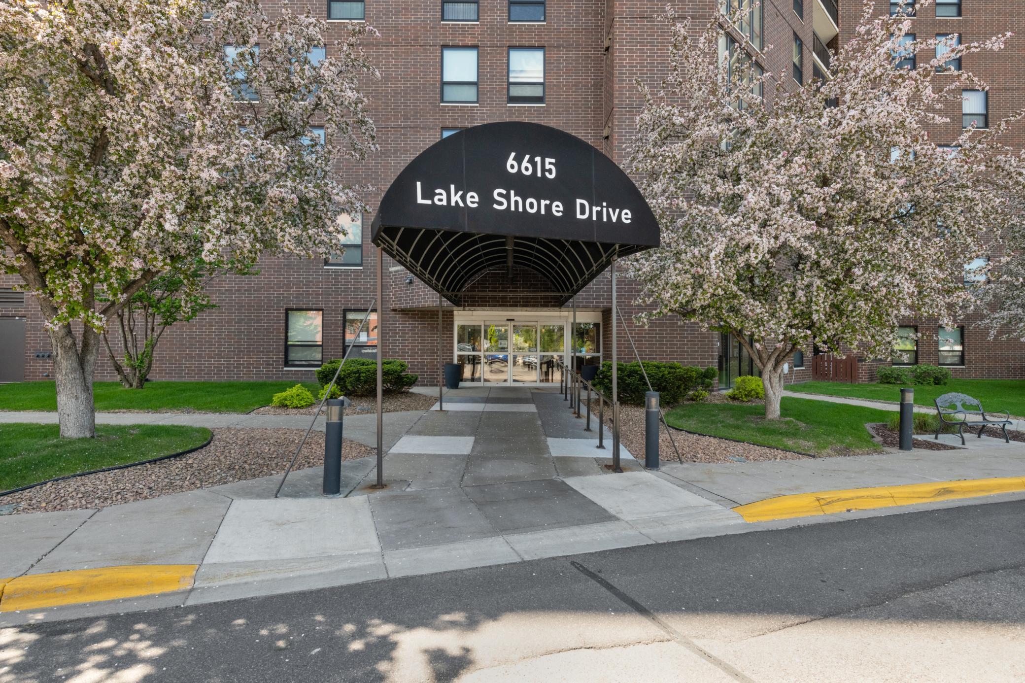 6615 Lake Shore Drive S Unit: 403