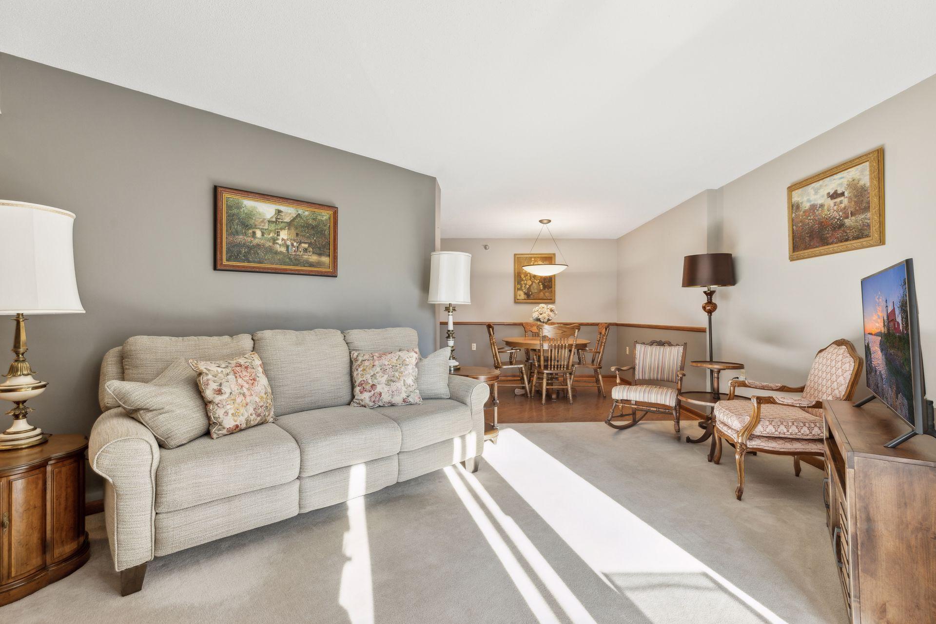 6615 Lake Shore Drive S Unit: 403