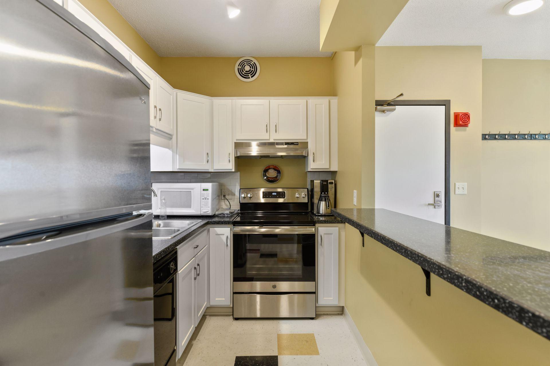 6615 Lake Shore Drive S Unit: 403