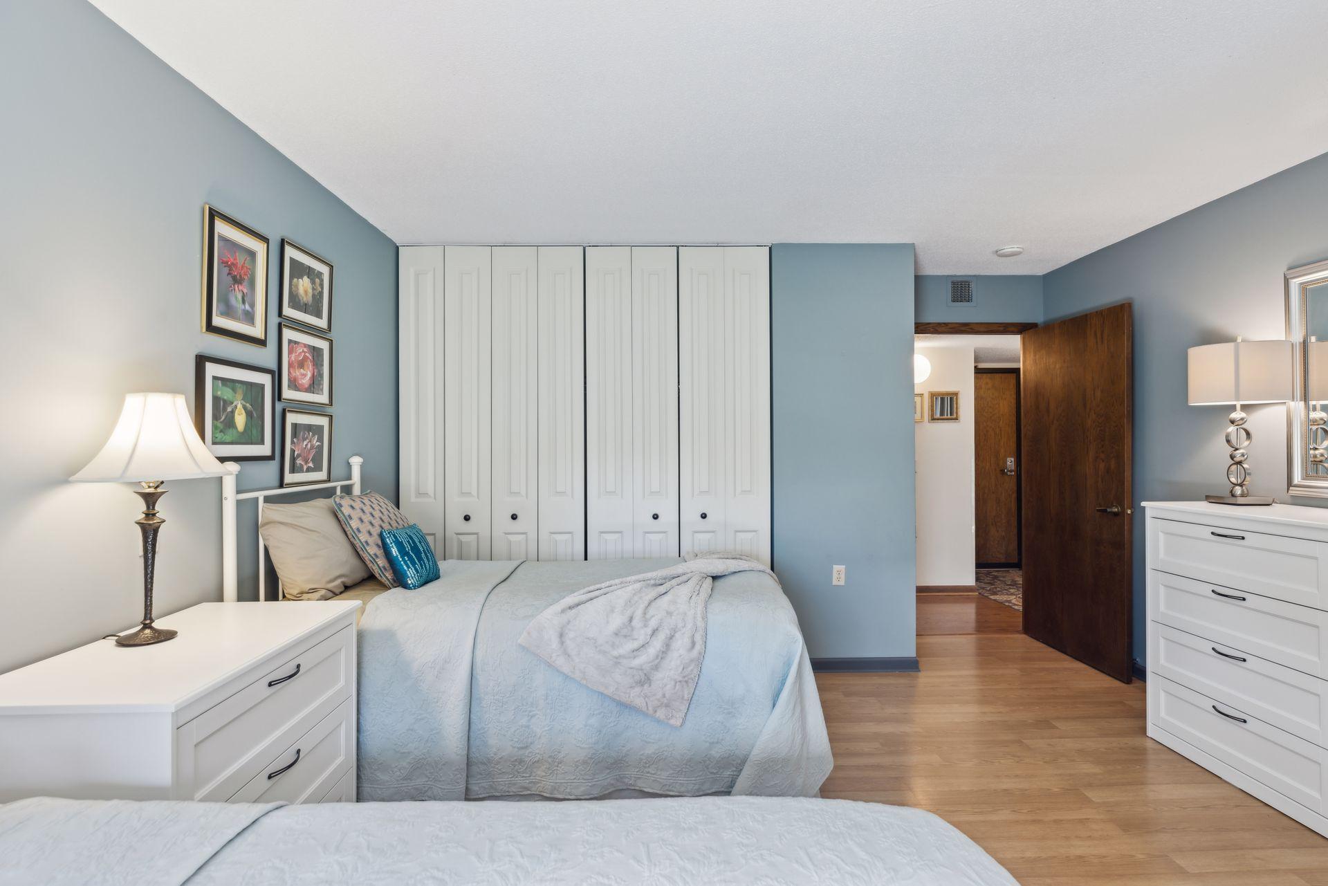 6615 Lake Shore Drive S Unit: 403