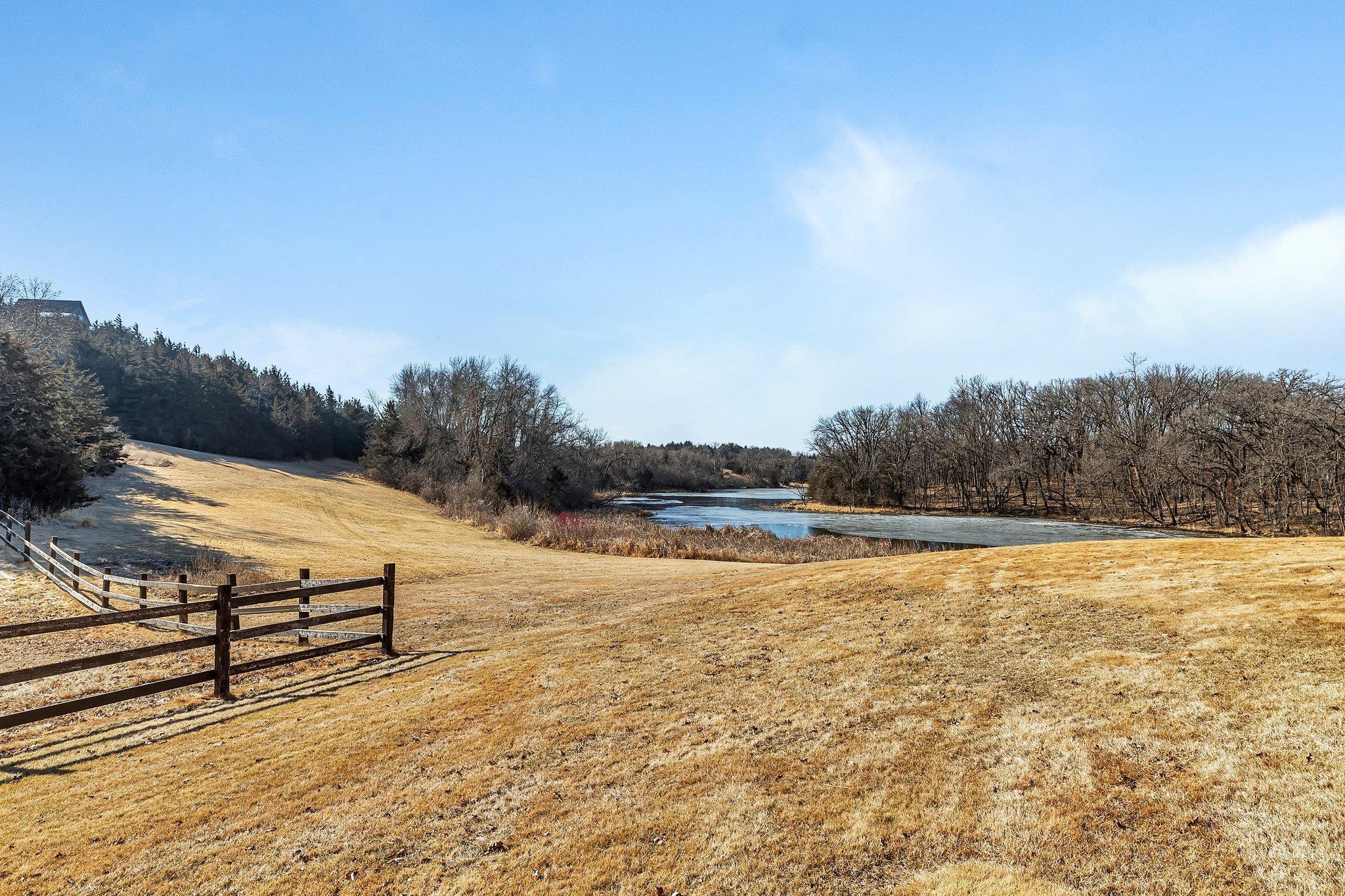 14998 Highway 71 NE